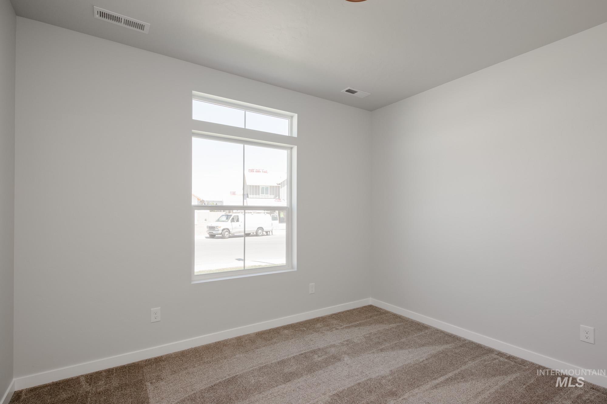 611 W Snowy Owl St, Kuna, Idaho 83634, 4 Bedrooms, 2 Bathrooms, Residential For Sale, Price $484,990,MLS 98945724