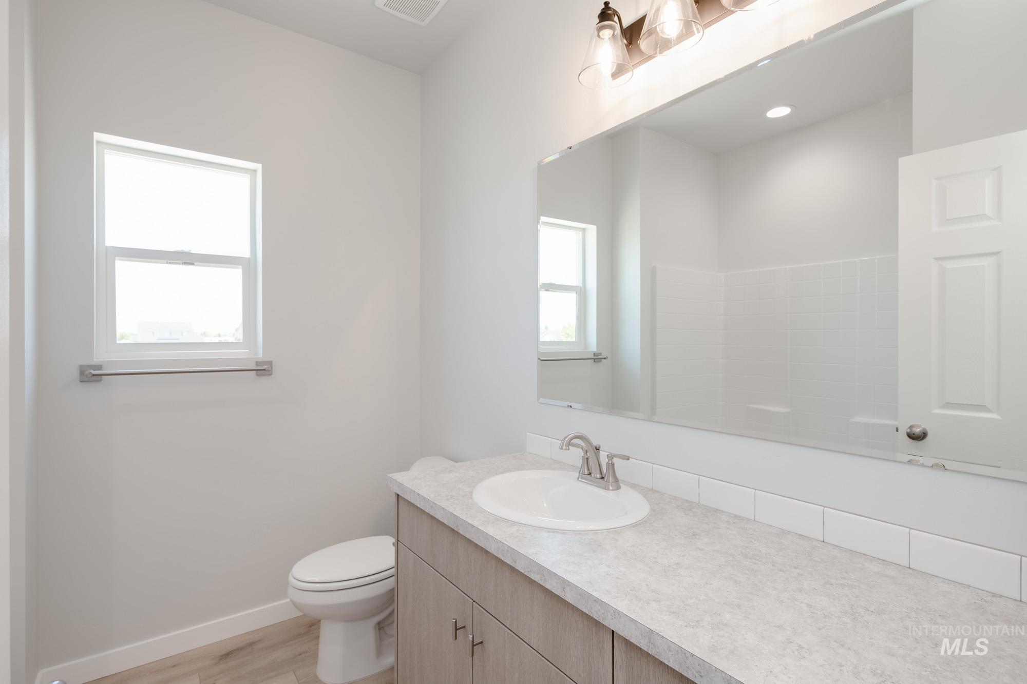 611 W Snowy Owl St, Kuna, Idaho 83634, 4 Bedrooms, 2 Bathrooms, Residential For Sale, Price $484,990,MLS 98945724