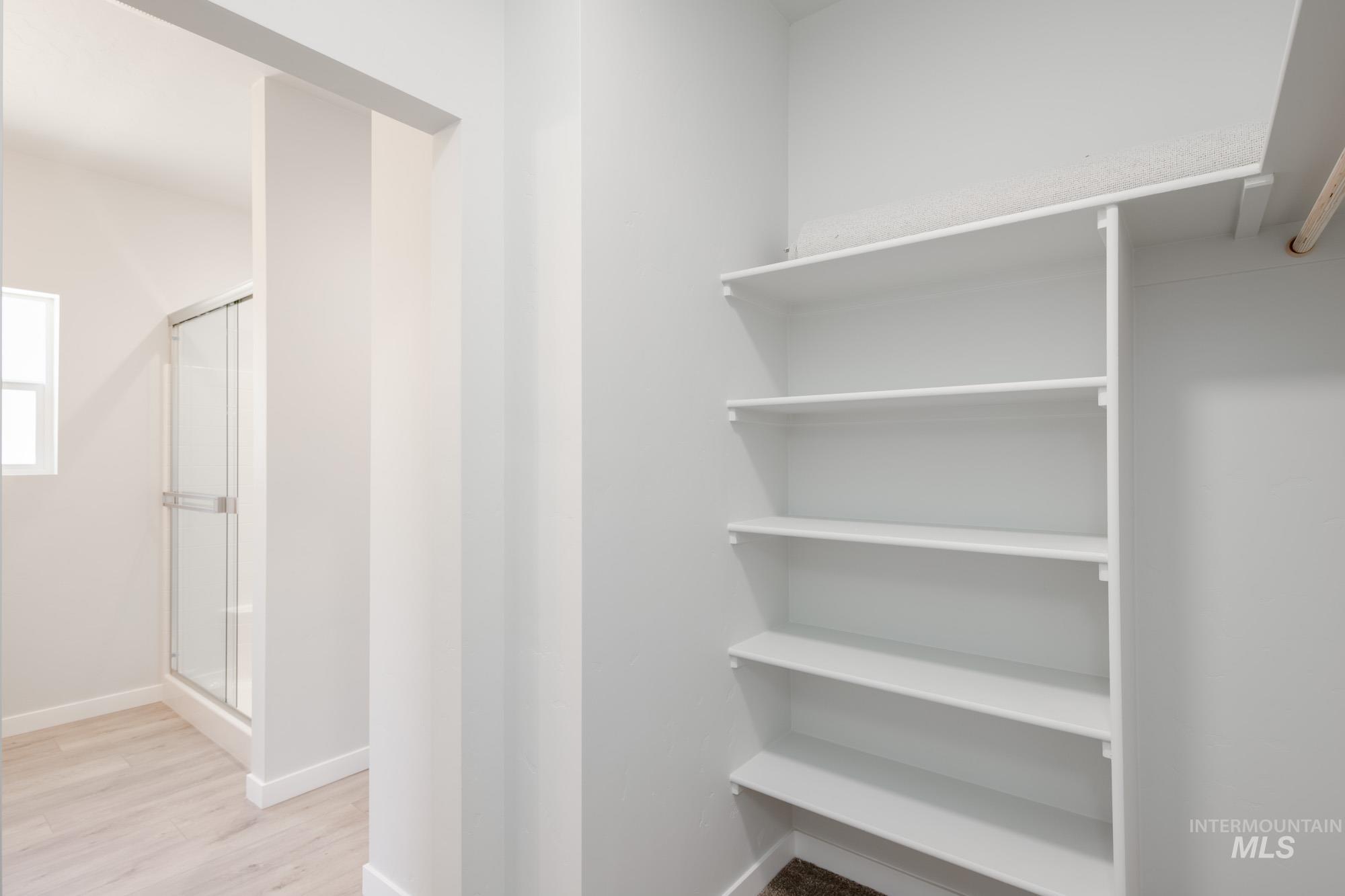 611 W Snowy Owl St, Kuna, Idaho 83634, 4 Bedrooms, 2 Bathrooms, Residential For Sale, Price $484,990,MLS 98945724