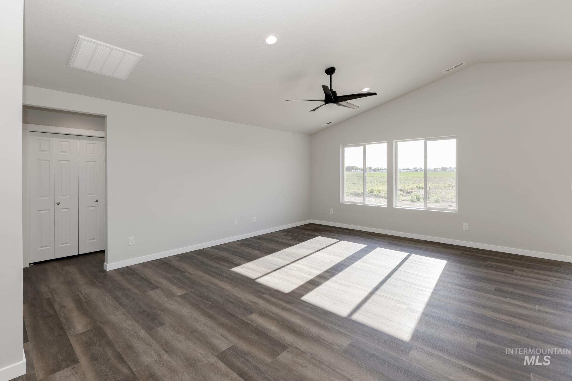 1436 N Coltsfoot Ave, Kuna, Idaho 83634, 3 Bedrooms, 2 Bathrooms, Residential For Sale, Price $399,990,MLS 98945737