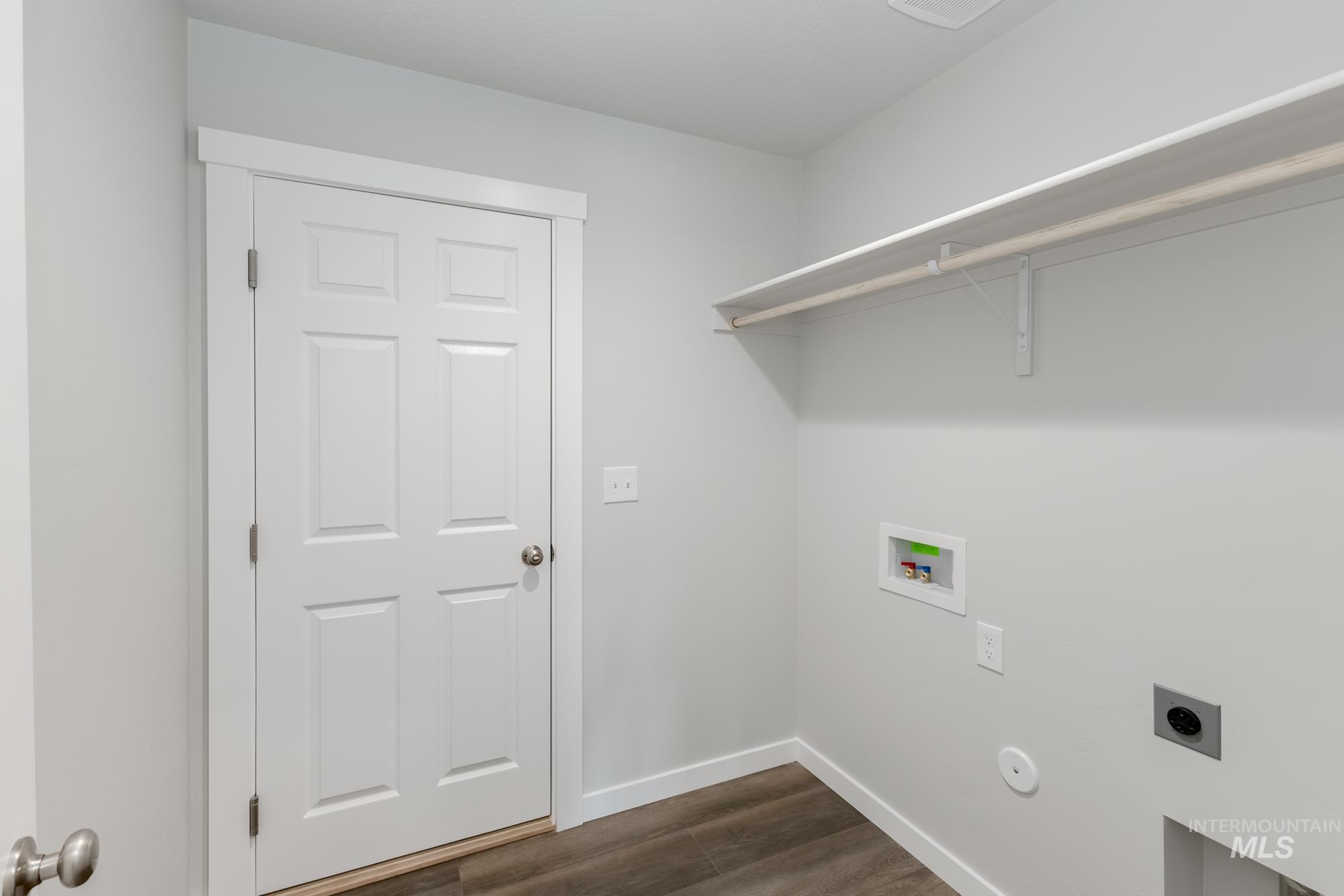 1436 N Coltsfoot Ave, Kuna, Idaho 83634, 3 Bedrooms, 2 Bathrooms, Residential For Sale, Price $399,990,MLS 98945737