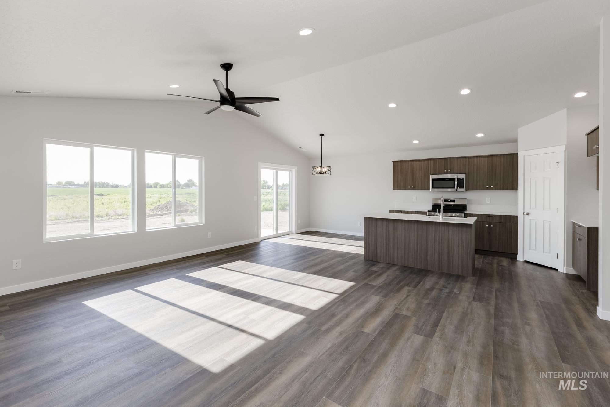 1436 N Coltsfoot Ave, Kuna, Idaho 83634, 3 Bedrooms, 2 Bathrooms, Residential For Sale, Price $399,990,MLS 98945737