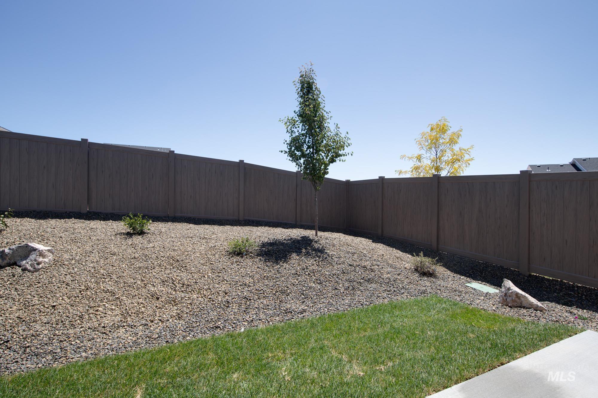 6434 S Banded Eagle Way, Boise, Idaho 83709, 5 Bedrooms, 2.5 Bathrooms, Residential For Sale, Price $614,990,MLS 98945740