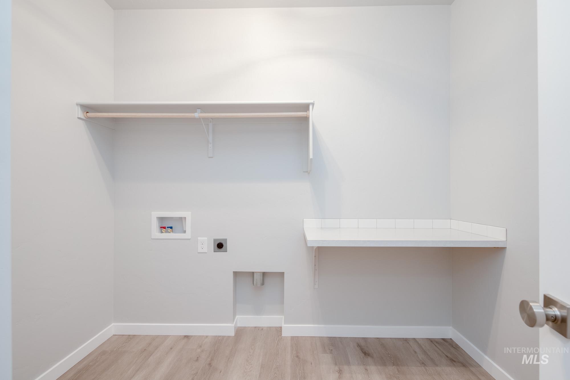 6410 S Banded Eagle Way, Boise, Idaho 83709, 4 Bedrooms, 2 Bathrooms, Residential For Sale, Price $584,990,MLS 98945741