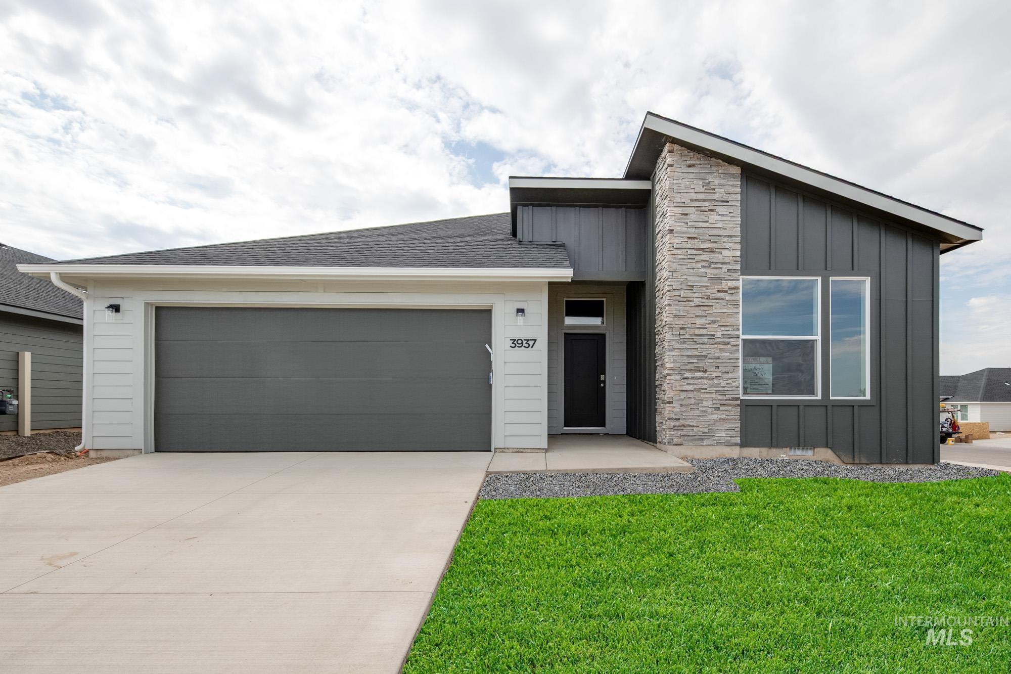 3937 W Tribute St, Meridian, Idaho 83642, 4 Bedrooms, 2 Bathrooms, Residential For Sale, Price $444,990,MLS 98945753