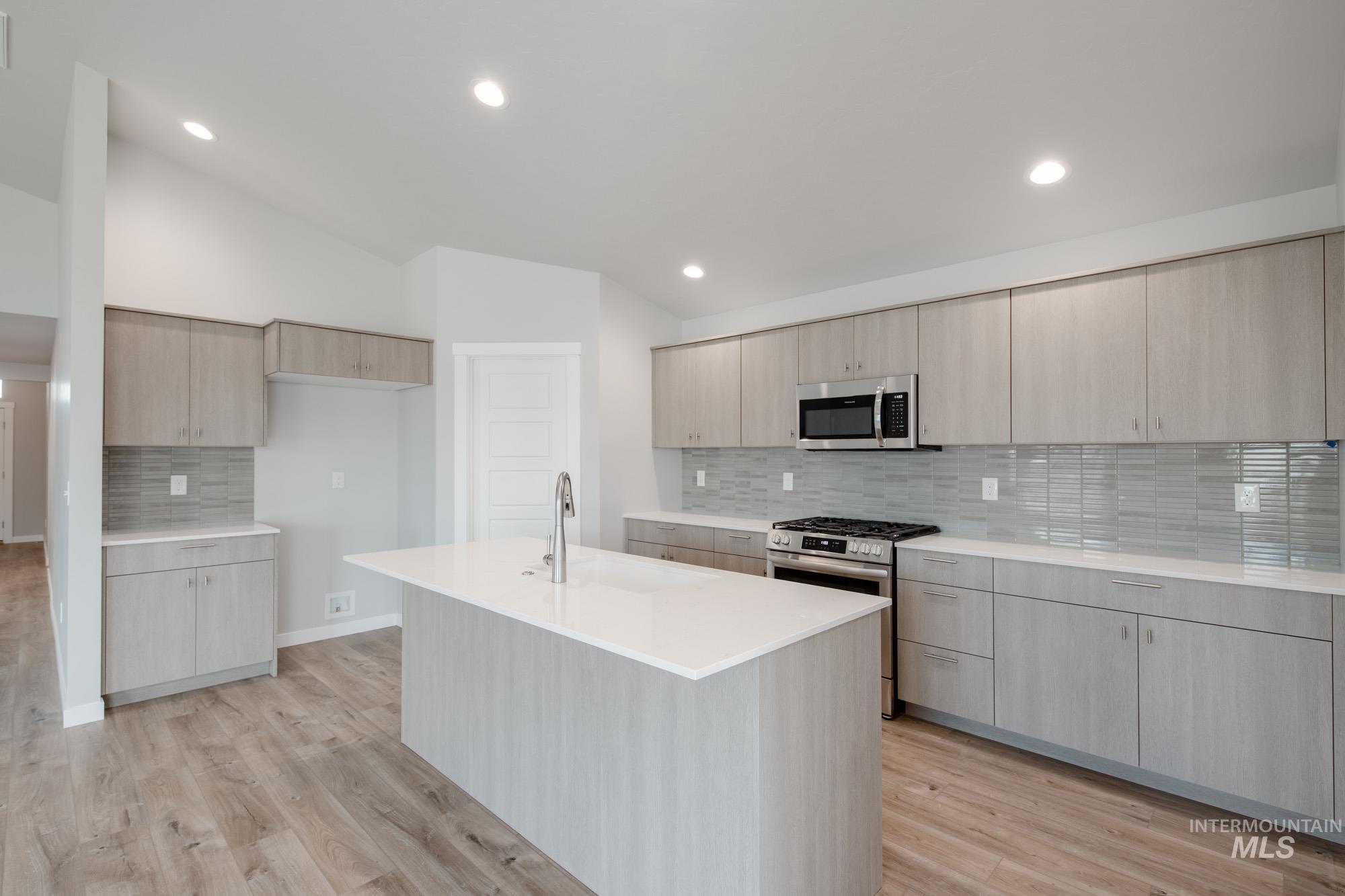 3937 W Tribute St, Meridian, Idaho 83642, 4 Bedrooms, 2 Bathrooms, Residential For Sale, Price $444,990,MLS 98945753