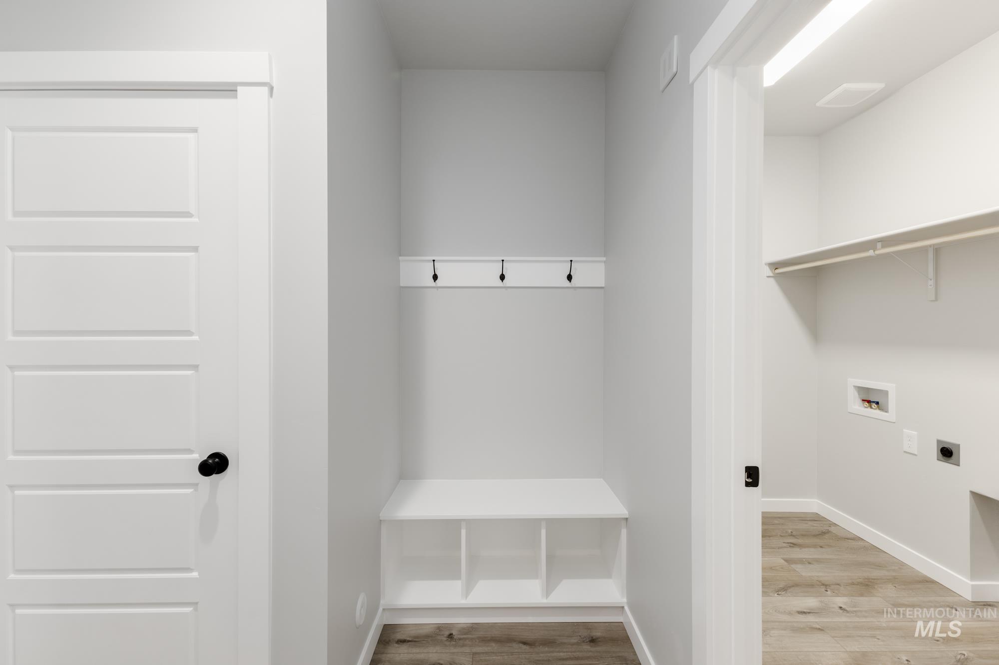 3115 S Carie Ave, Boise, Idaho 83709, 3 Bedrooms, 2 Bathrooms, Residential For Sale, Price $509,990,MLS 98945760