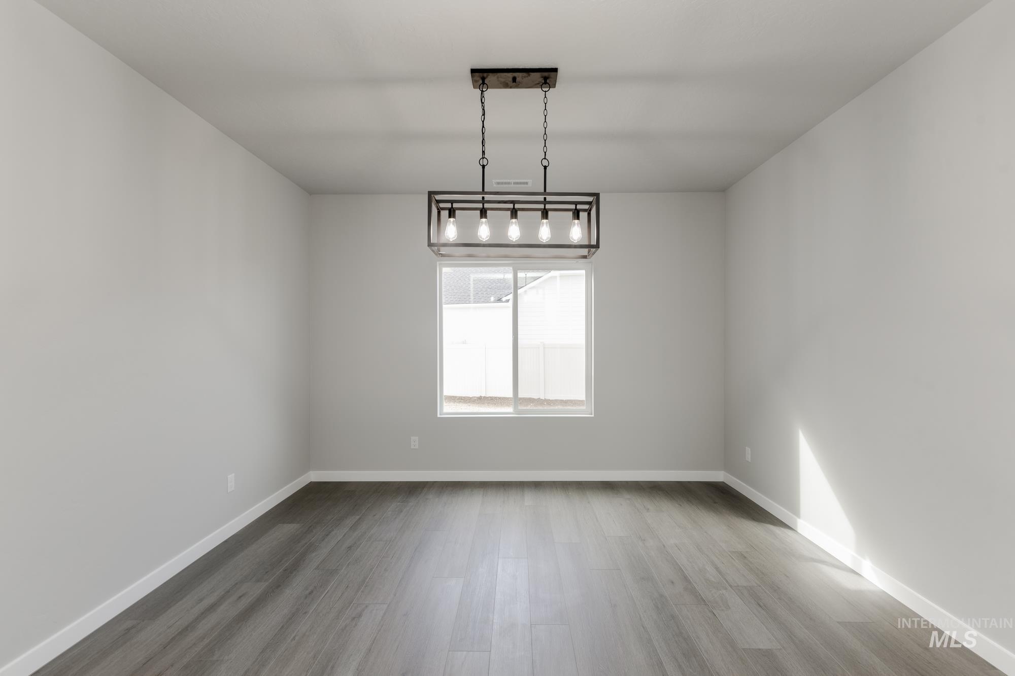 13726 Oliver Street, Caldwell, Idaho 83607, 4 Bedrooms, 3 Bathrooms, Residential For Sale, Price $514,990,MLS 98945775