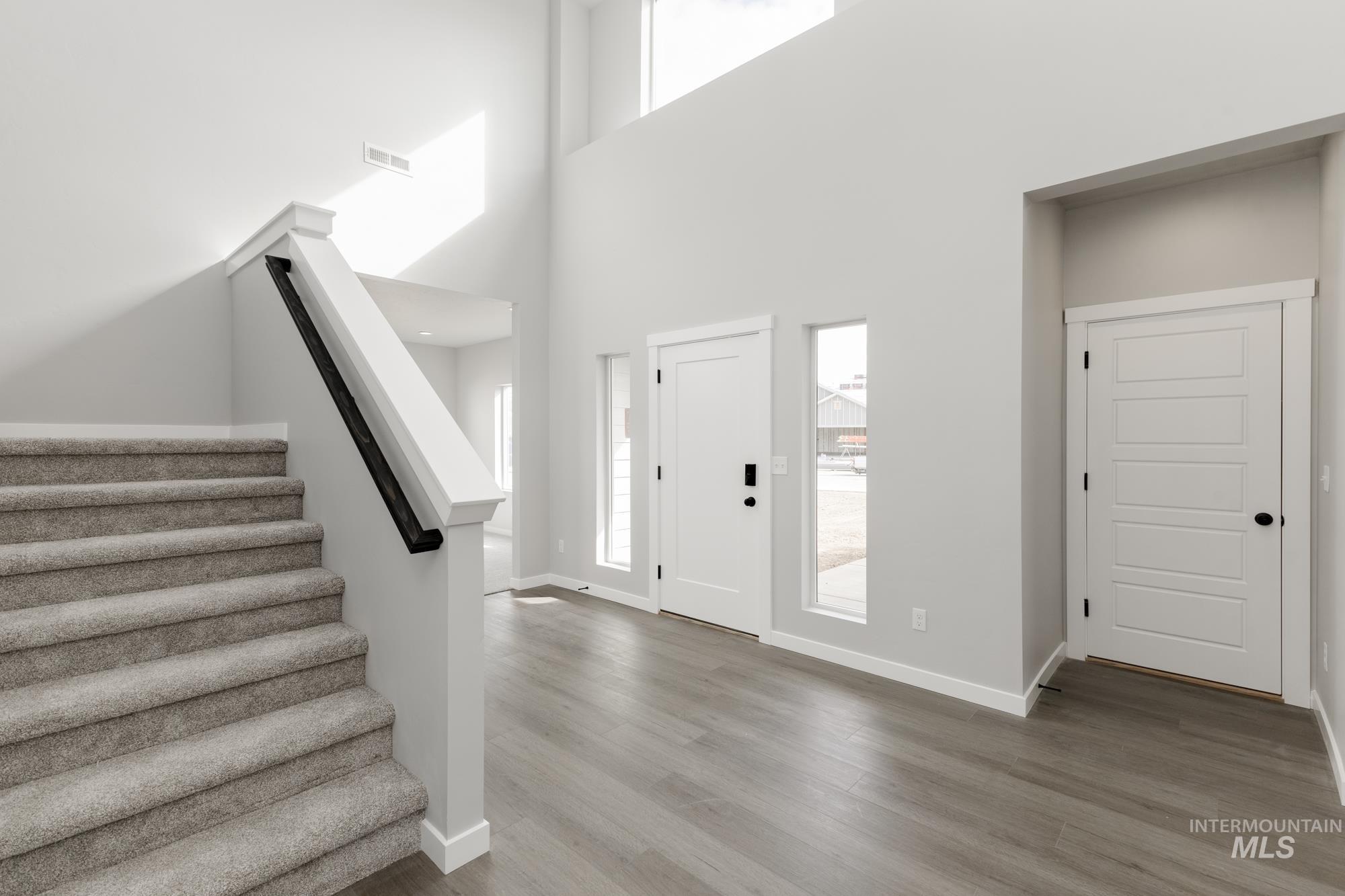 13726 Oliver Street, Caldwell, Idaho 83607, 4 Bedrooms, 3 Bathrooms, Residential For Sale, Price $514,990,MLS 98945775