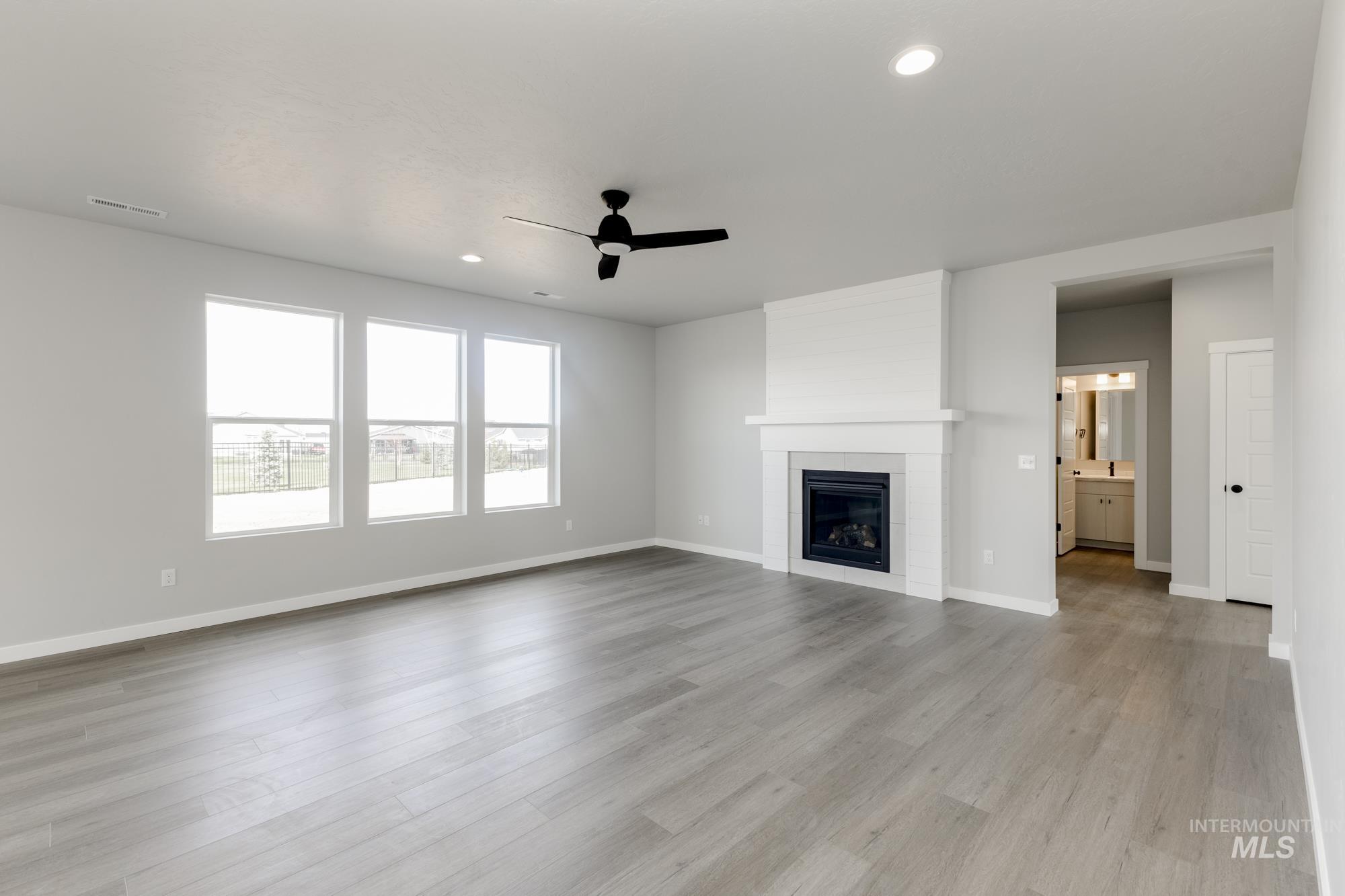 13726 Oliver Street, Caldwell, Idaho 83607, 4 Bedrooms, 3 Bathrooms, Residential For Sale, Price $514,990,MLS 98945775