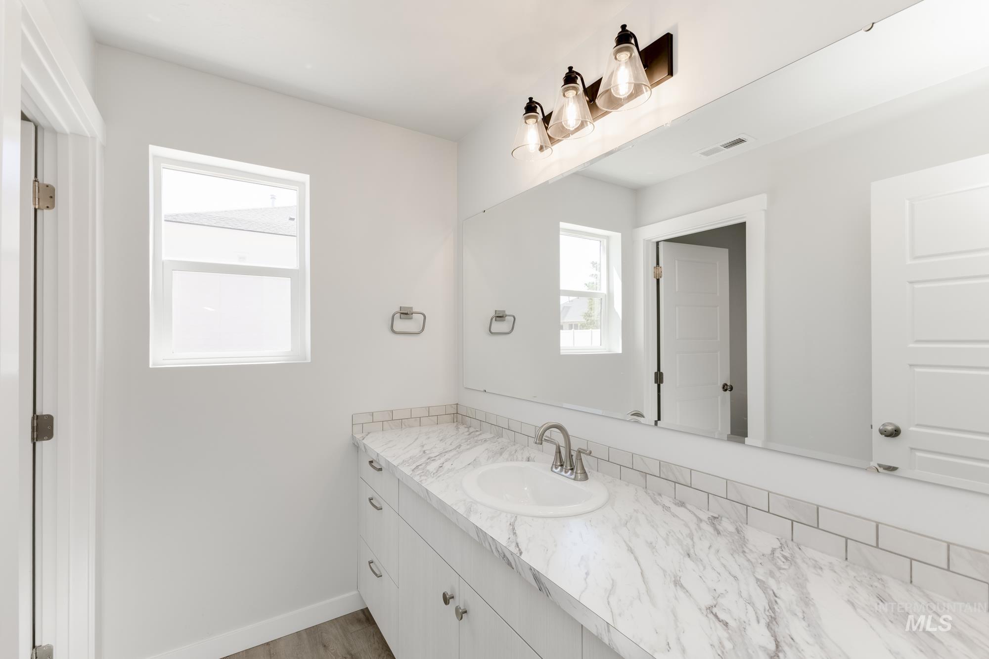 1002 E Perjue Basin Dr, Nampa, Idaho 83686, 4 Bedrooms, 2 Bathrooms, Residential For Sale, Price $529,990, 98945779