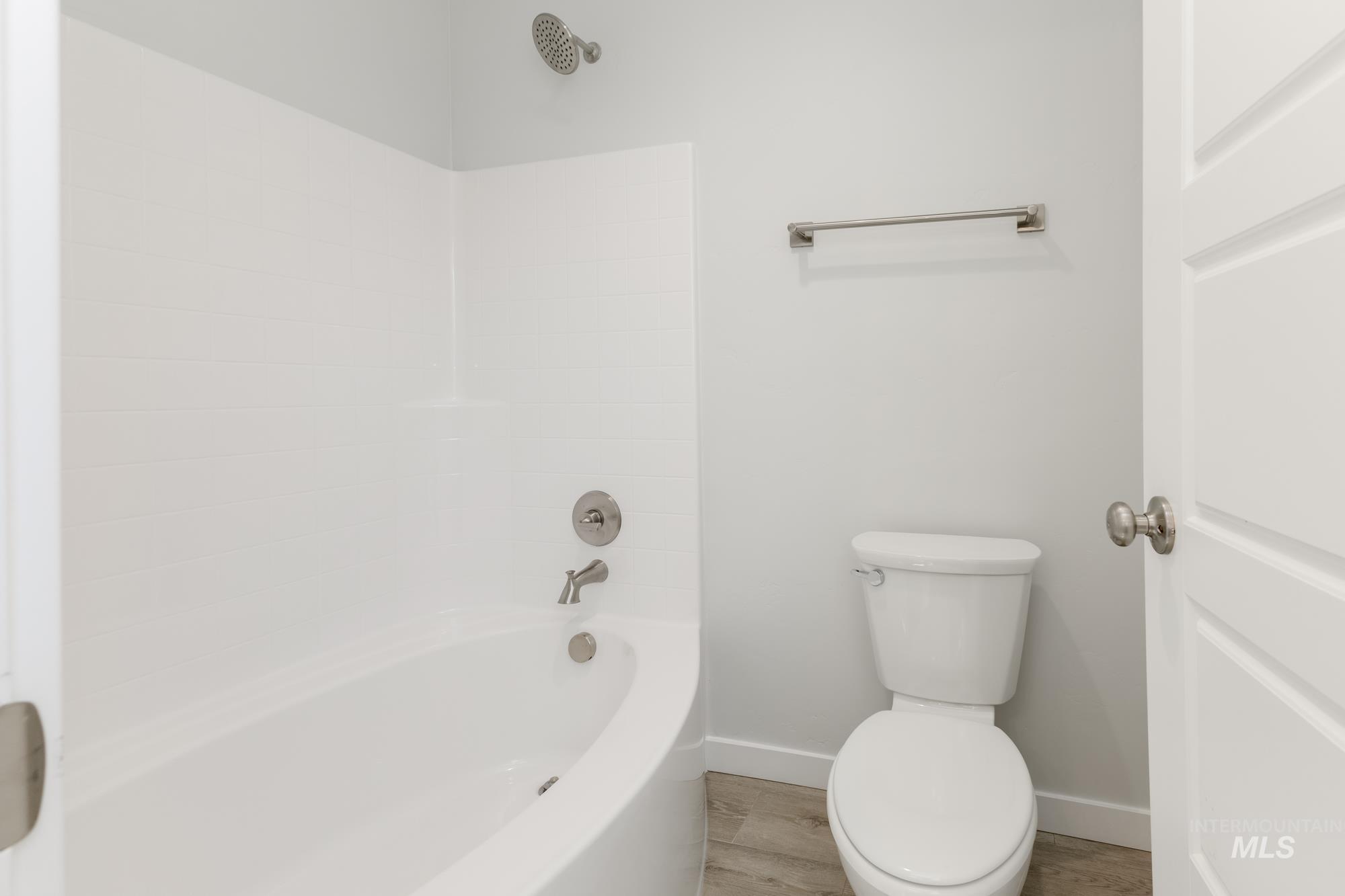 1002 E Perjue Basin Dr, Nampa, Idaho 83686, 4 Bedrooms, 2 Bathrooms, Residential For Sale, Price $529,990, 98945779