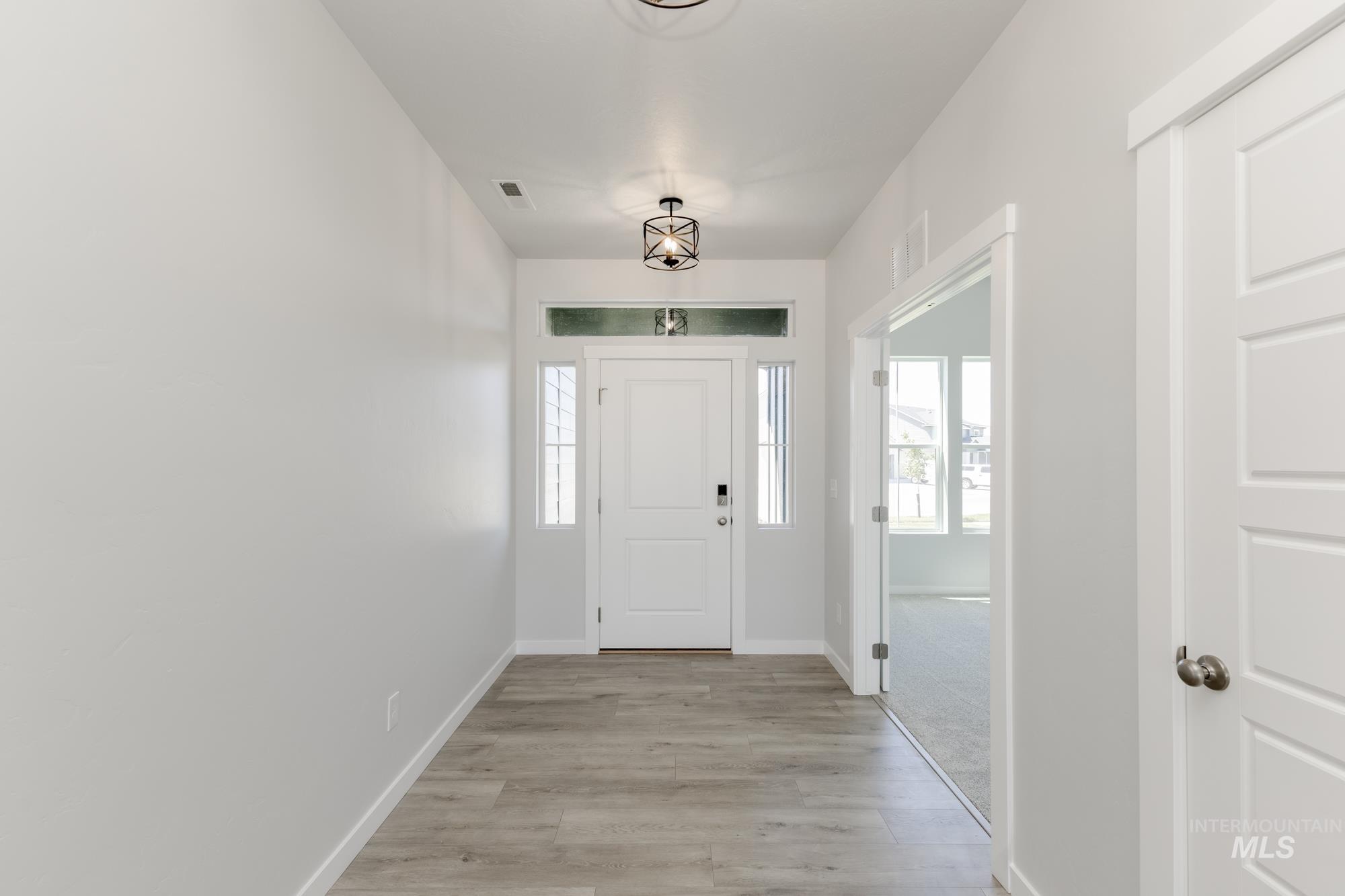 1002 E Perjue Basin Dr, Nampa, Idaho 83686, 4 Bedrooms, 2 Bathrooms, Residential For Sale, Price $529,990, 98945779