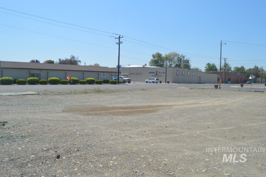 490 S Oregon, Ontario, Oregon 97914, Business/Commercial For Sale, Price $200,000,MLS 98945842