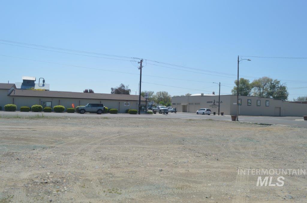 490 S Oregon, Ontario, Oregon 97914, Business/Commercial For Sale, Price $200,000,MLS 98945842