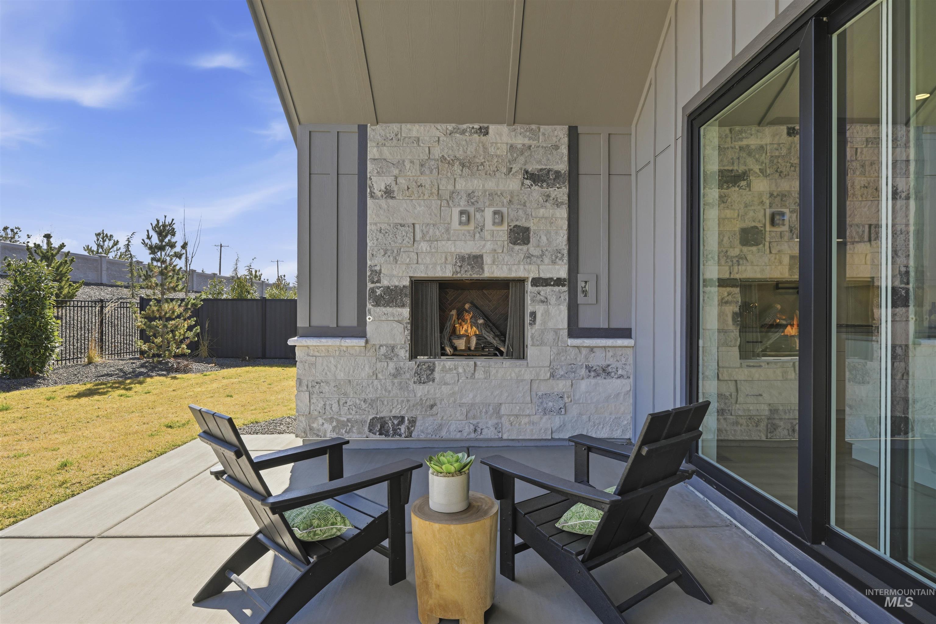 2158 N Annadale Ave., Eagle, Idaho 83616, 4 Bedrooms, 3.5 Bathrooms, Residential For Sale, Price $1,019,999,MLS 98945919