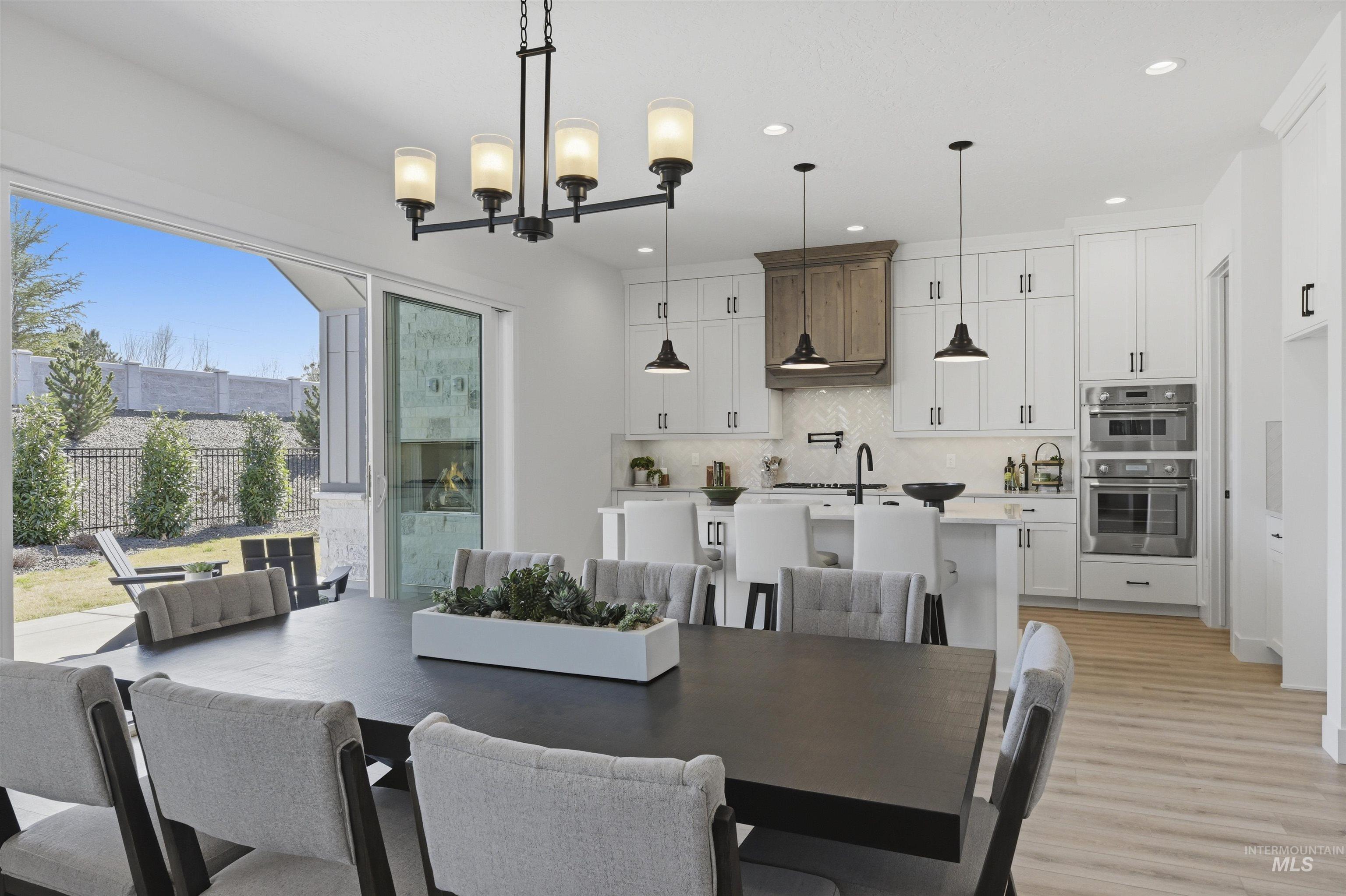 2158 N Annadale Ave., Eagle, Idaho 83616, 4 Bedrooms, 3.5 Bathrooms, Residential For Sale, Price $1,019,999,MLS 98945919