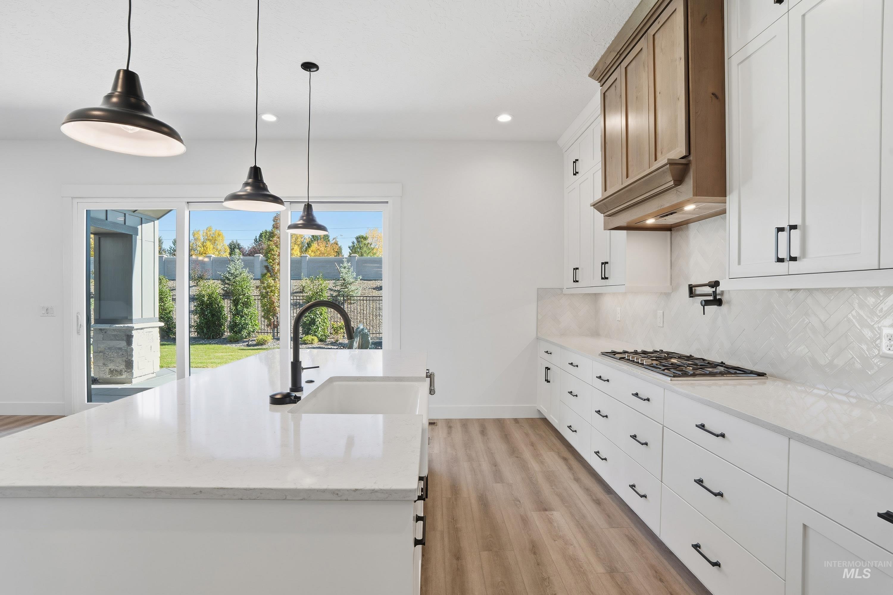 2158 N Annadale Ave., Eagle, Idaho 83616, 4 Bedrooms, 3.5 Bathrooms, Residential For Sale, Price $1,149,999,MLS 98945919