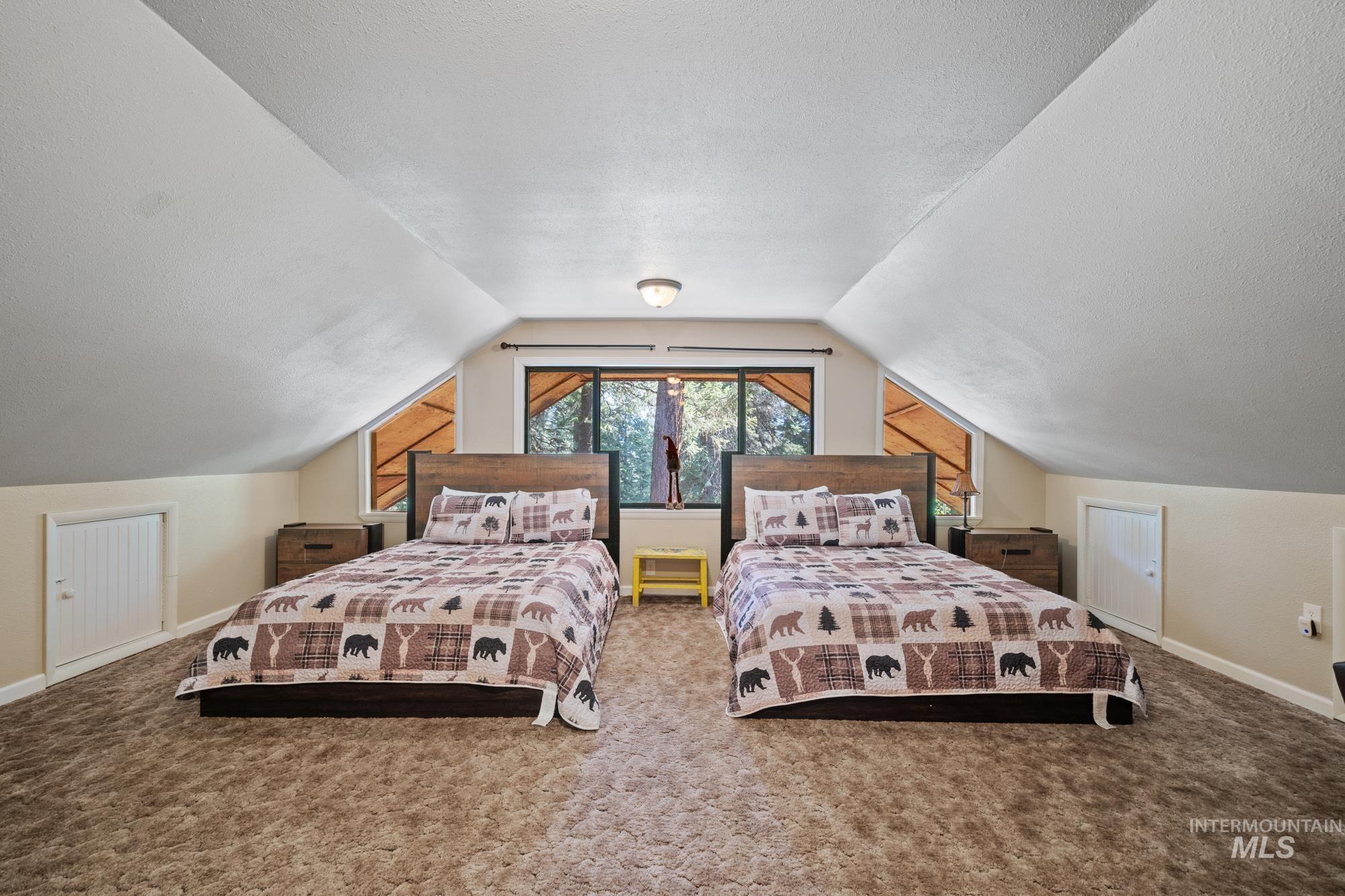 17 Stony Brook Lane, Garden Valley, Idaho 83622, 3 Bedrooms, 3 Bathrooms, Residential For Sale, Price $729,900, 98945965