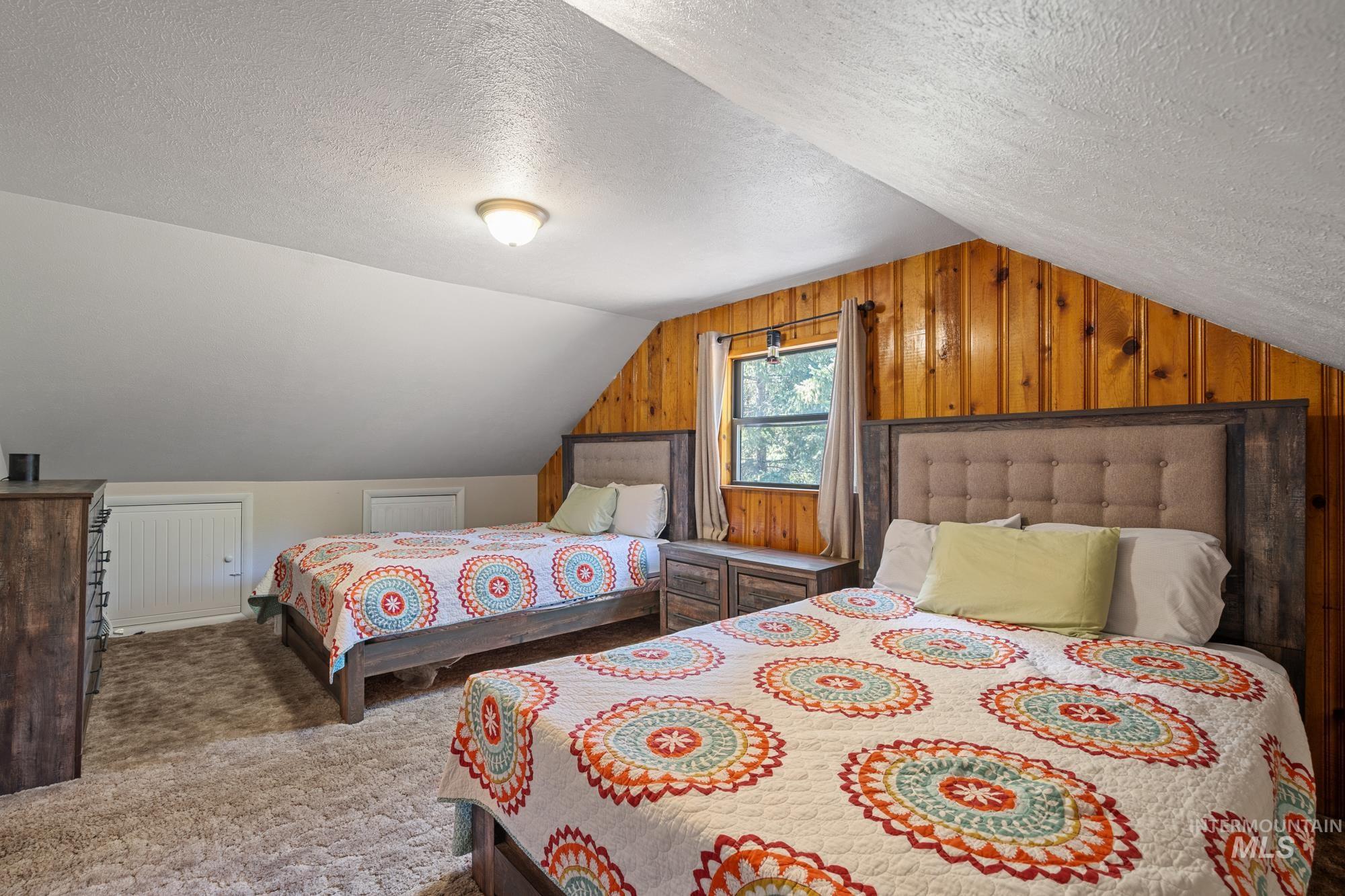 17 Stony Brook Lane, Garden Valley, Idaho 83622, 3 Bedrooms, 3 Bathrooms, Residential For Sale, Price $729,900, 98945965