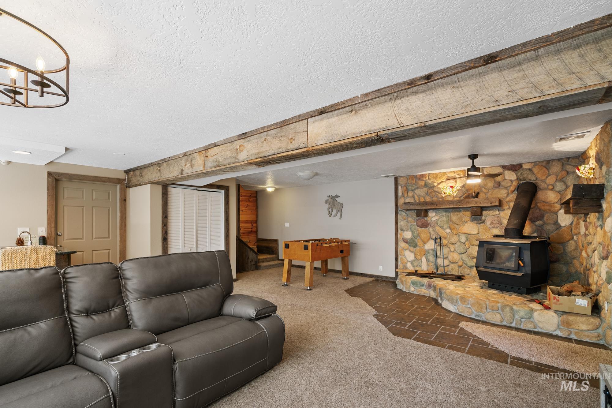 17 Stony Brook Lane, Garden Valley, Idaho 83622, 3 Bedrooms, 3 Bathrooms, Residential For Sale, Price $729,900, 98945965