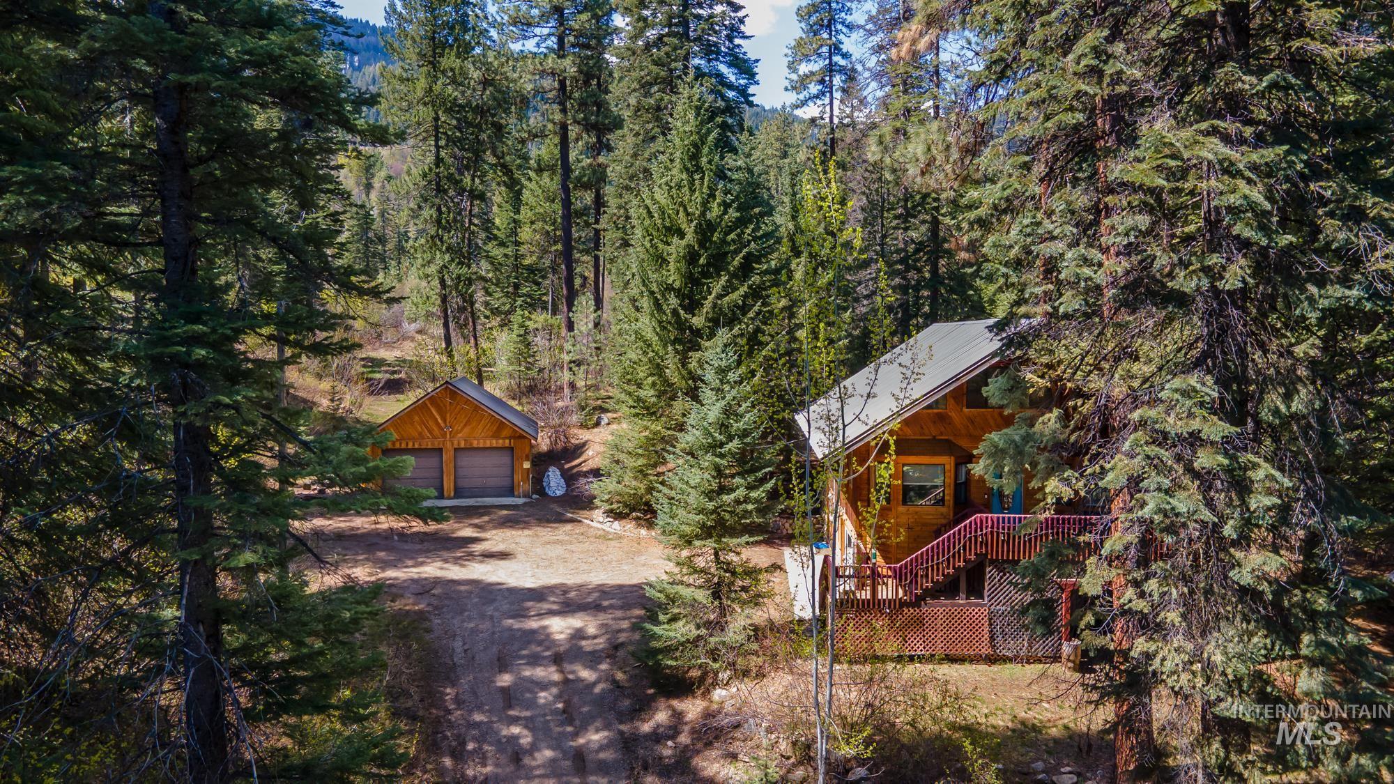 17 Stony Brook Lane, Garden Valley, Idaho 83622, 3 Bedrooms, 3 Bathrooms, Residential For Sale, Price $729,900, 98945965