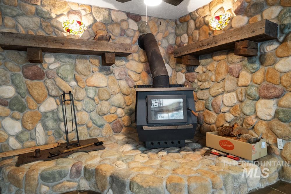 17 Stony Brook Lane, Garden Valley, Idaho 83622, 3 Bedrooms, 3 Bathrooms, Residential For Sale, Price $729,900, 98945965