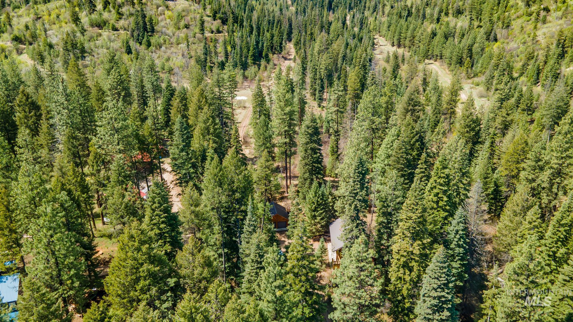 17 Stony Brook Lane, Garden Valley, Idaho 83622, 3 Bedrooms, 3 Bathrooms, Residential For Sale, Price $729,900, 98945965