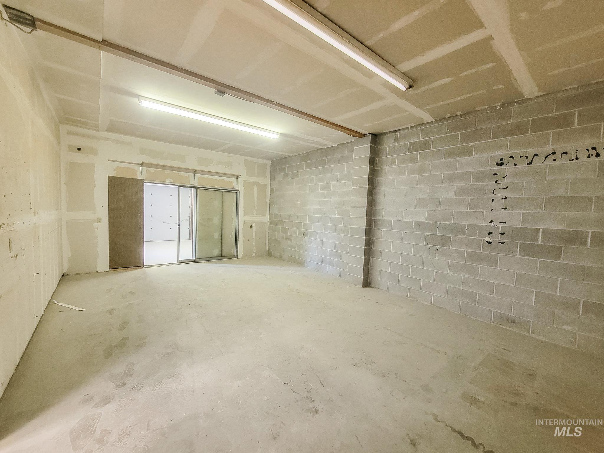 400 Diagonal, Clarkston, Washington 99403, Business/Commercial For Sale, Price $399,900,MLS 98945990