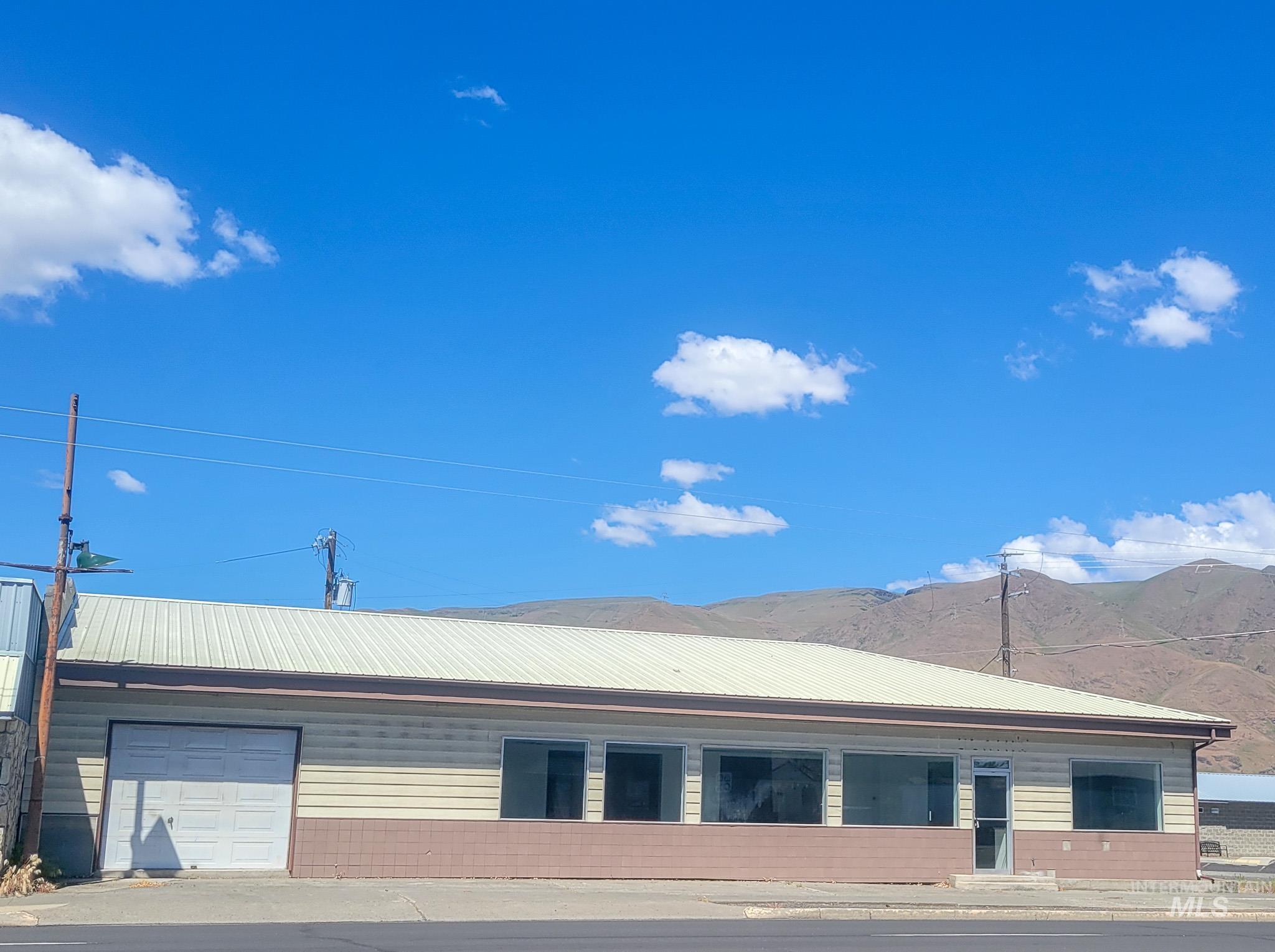 400 Diagonal, Clarkston, Washington 99403, Business/Commercial For Sale, Price $399,900,MLS 98945990