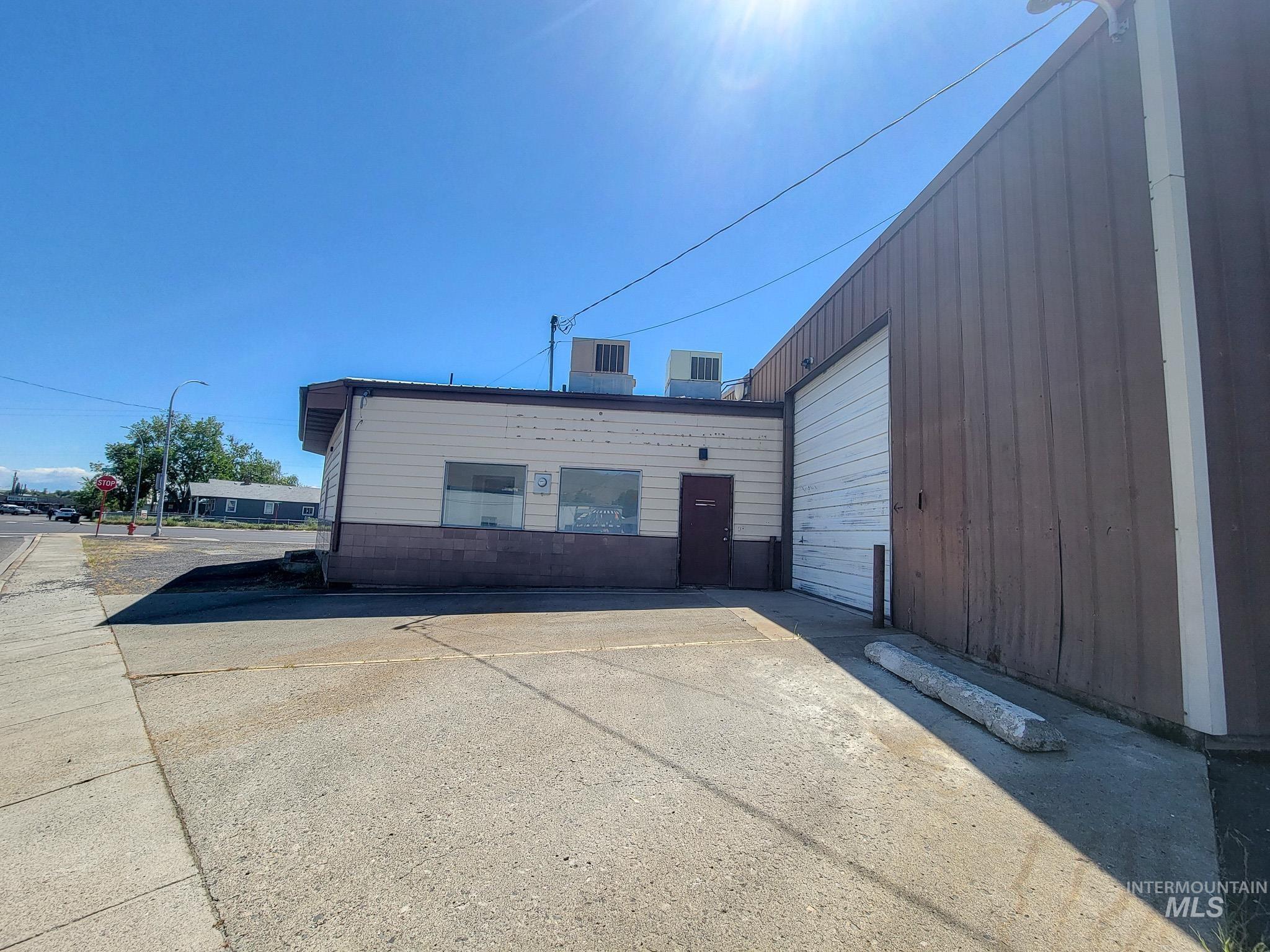 400 Diagonal, Clarkston, Washington 99403, Business/Commercial For Sale, Price $399,900,MLS 98945990