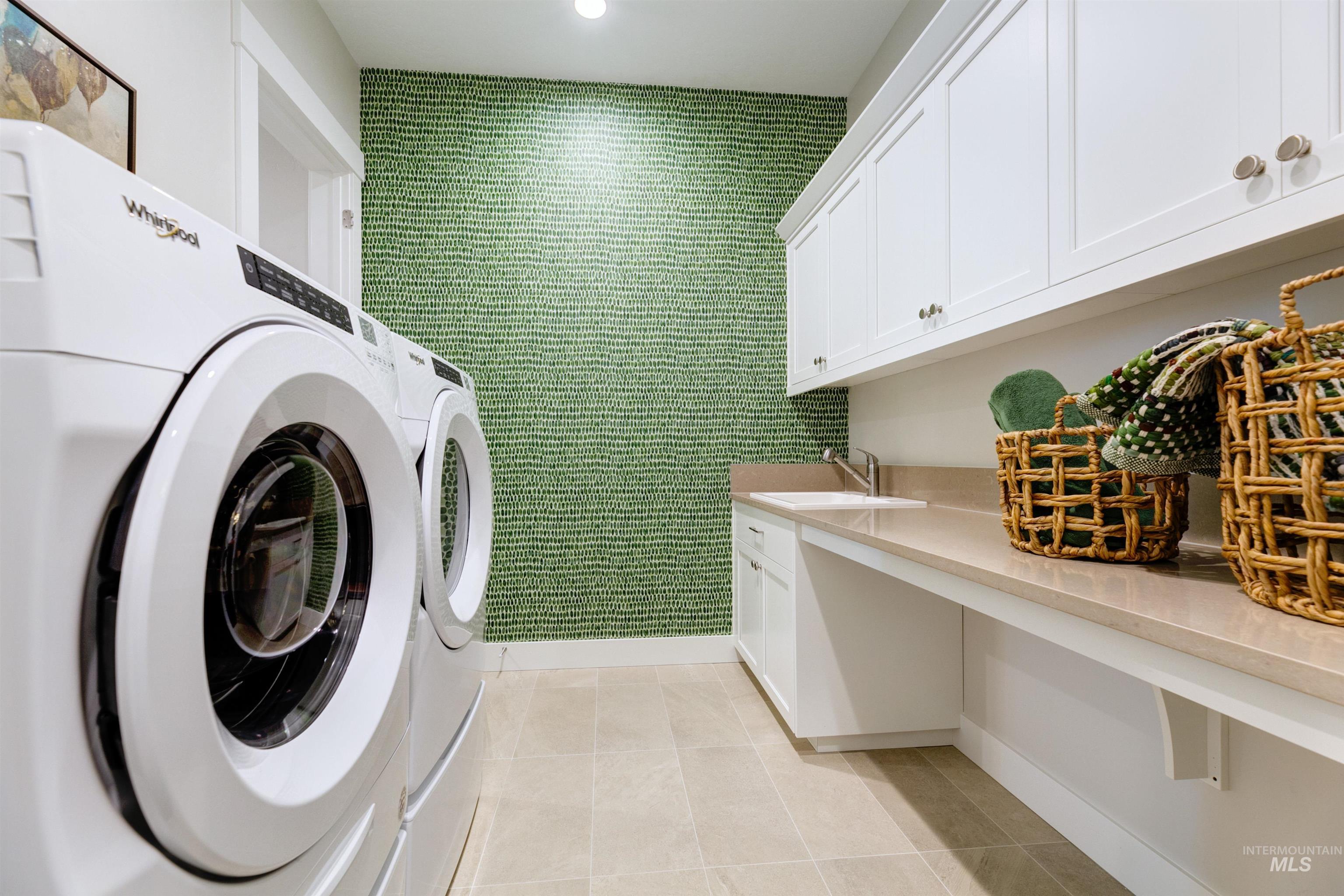 104 S Gresham Way, Eagle, Idaho 83616, 3 Bedrooms, 3.5 Bathrooms, Residential For Sale, Price $1,289,000, 98946011