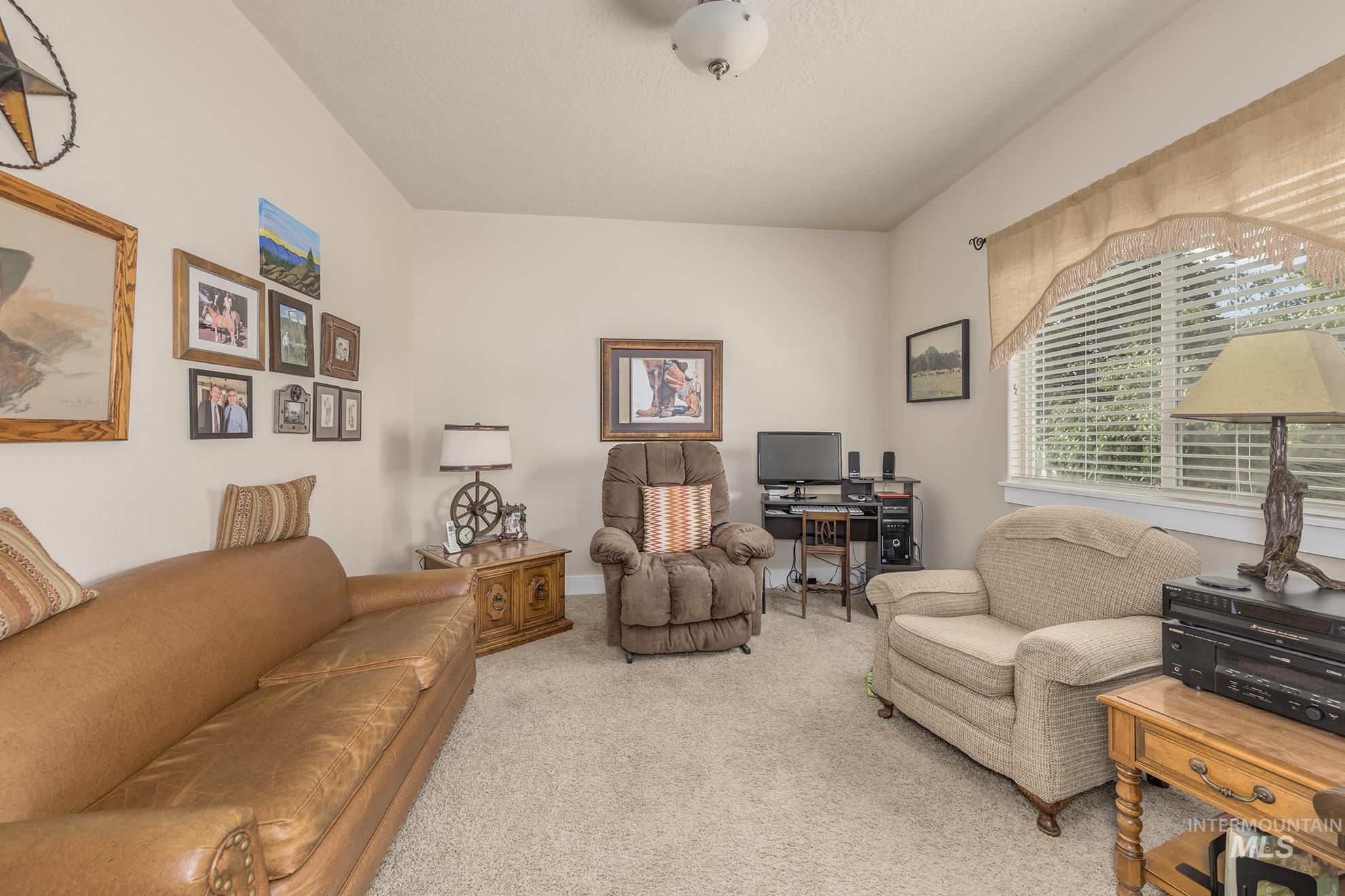 420 W Indianhead Rd, Weiser, Idaho 83672, 3 Bedrooms, 2 Bathrooms, Residential For Sale, Price $519,000,MLS 98946229