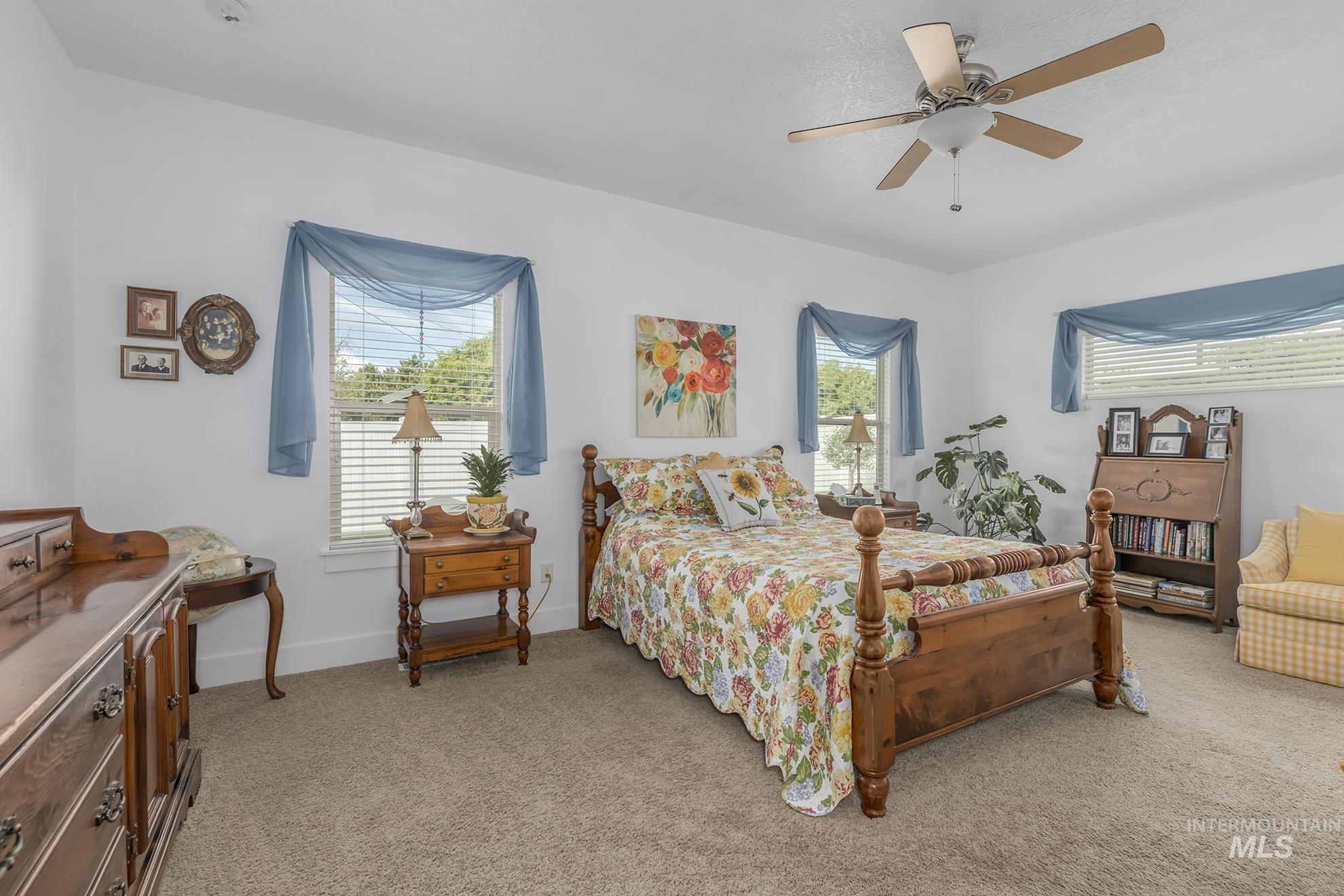 420 W Indianhead Rd, Weiser, Idaho 83672, 3 Bedrooms, 2 Bathrooms, Residential For Sale, Price $519,000,MLS 98946229