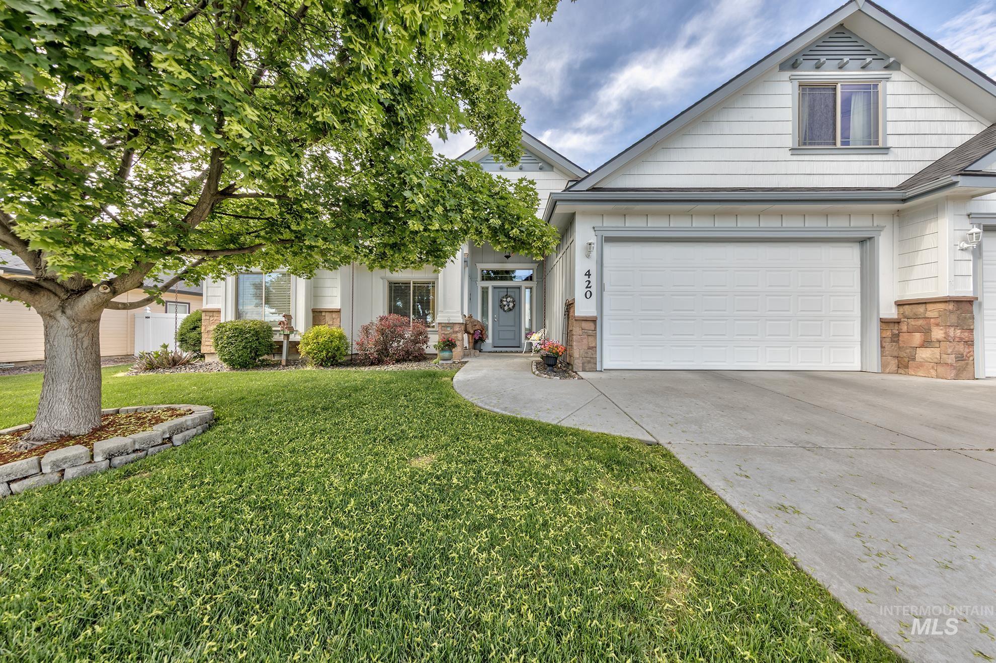 420 W Indianhead Rd, Weiser, Idaho 83672, 3 Bedrooms, 2 Bathrooms, Residential For Sale, Price $519,000,MLS 98946229