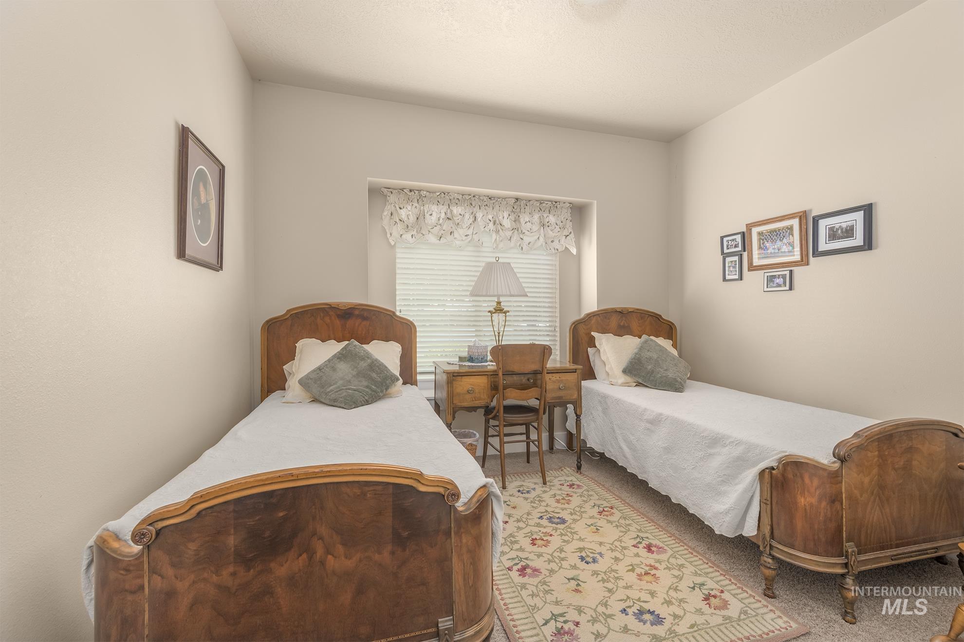 420 W Indianhead Rd, Weiser, Idaho 83672, 3 Bedrooms, 2 Bathrooms, Residential For Sale, Price $519,000,MLS 98946229