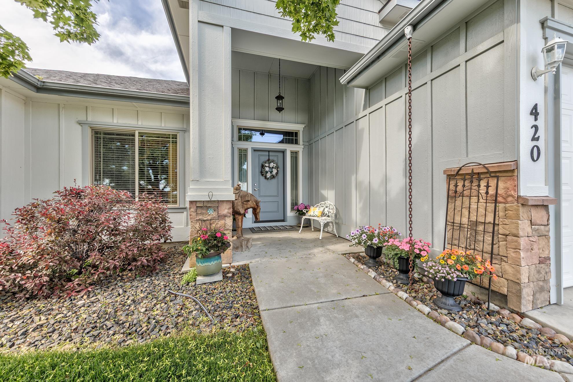 420 W Indianhead Rd, Weiser, Idaho 83672, 3 Bedrooms, 2 Bathrooms, Residential For Sale, Price $519,000,MLS 98946229