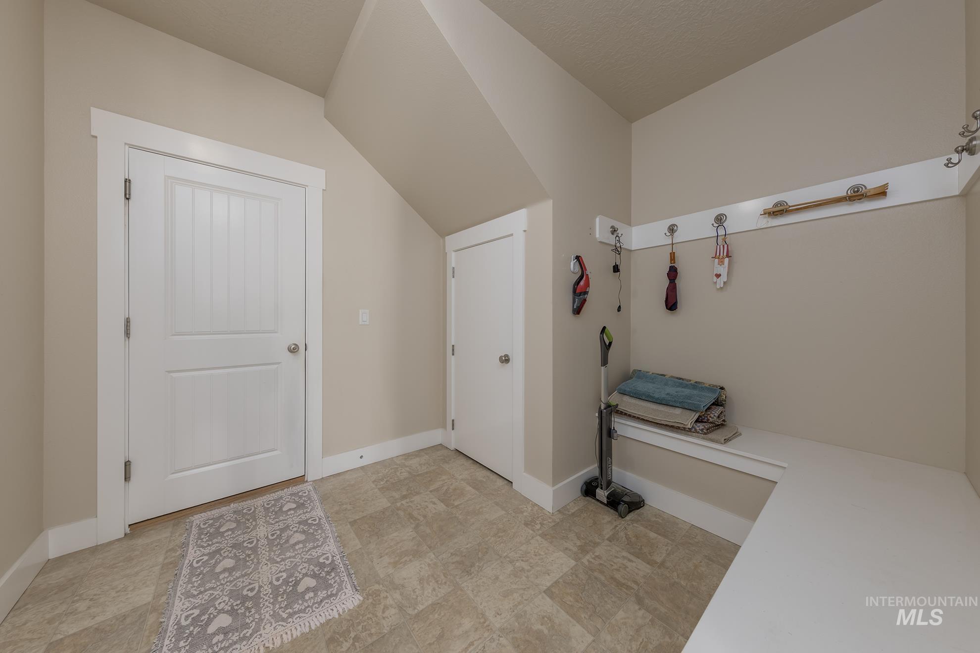 420 W Indianhead Rd, Weiser, Idaho 83672, 3 Bedrooms, 2 Bathrooms, Residential For Sale, Price $519,000,MLS 98946229