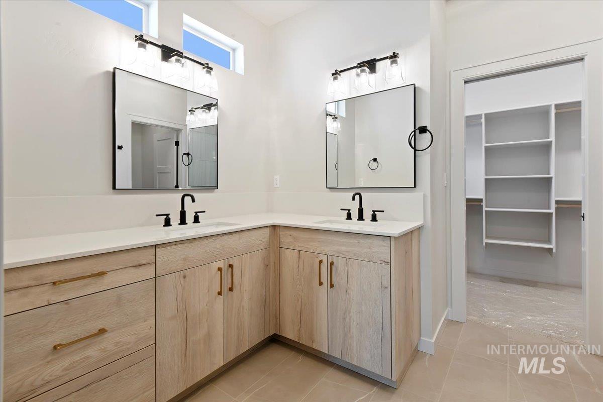 1379 W Ultar Dr, Nampa, Idaho 83686, 3 Bedrooms, 2 Bathrooms, Residential For Sale, Price $573,900, 98946313