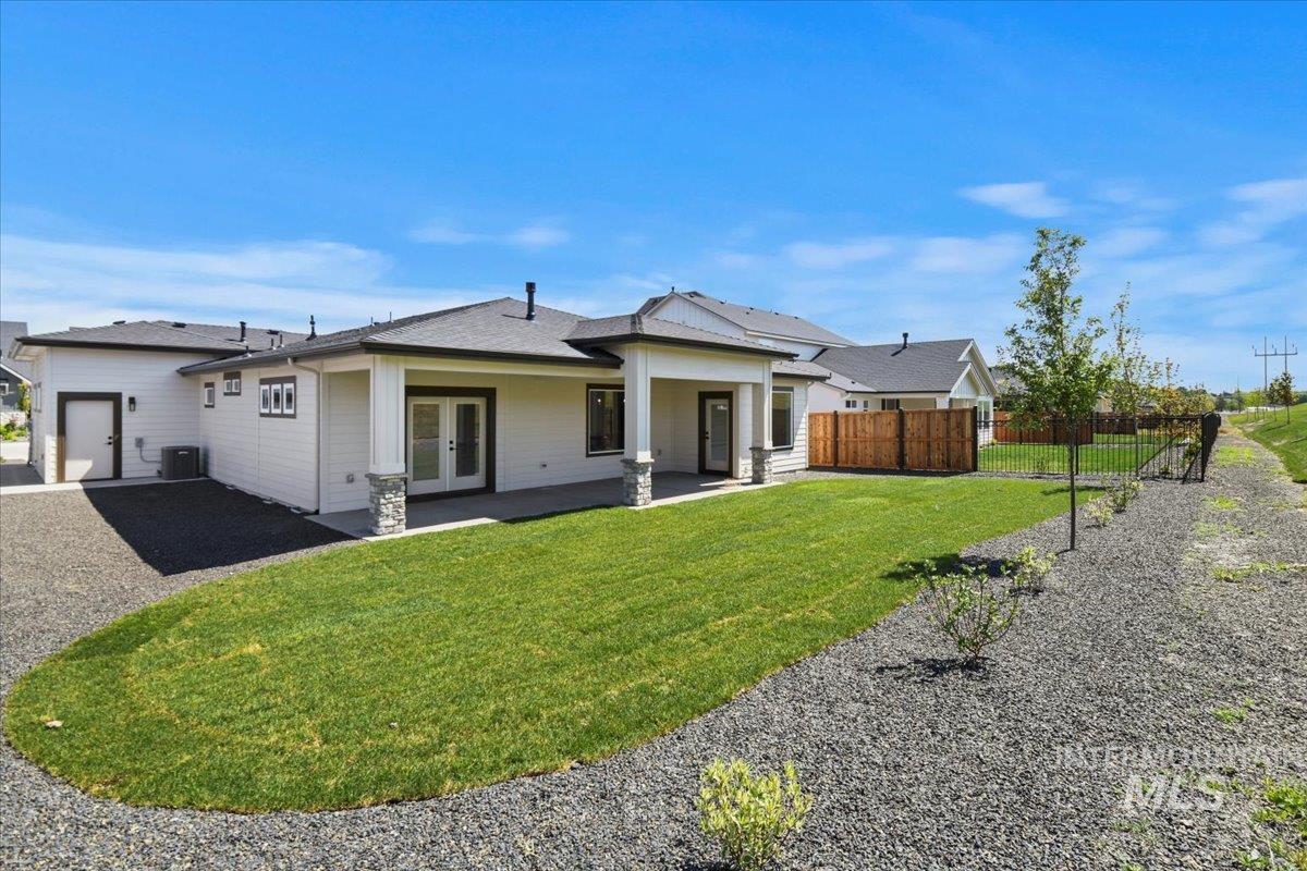 1379 W Ultar Dr, Nampa, Idaho 83686, 3 Bedrooms, 2 Bathrooms, Residential For Sale, Price $573,900, 98946313