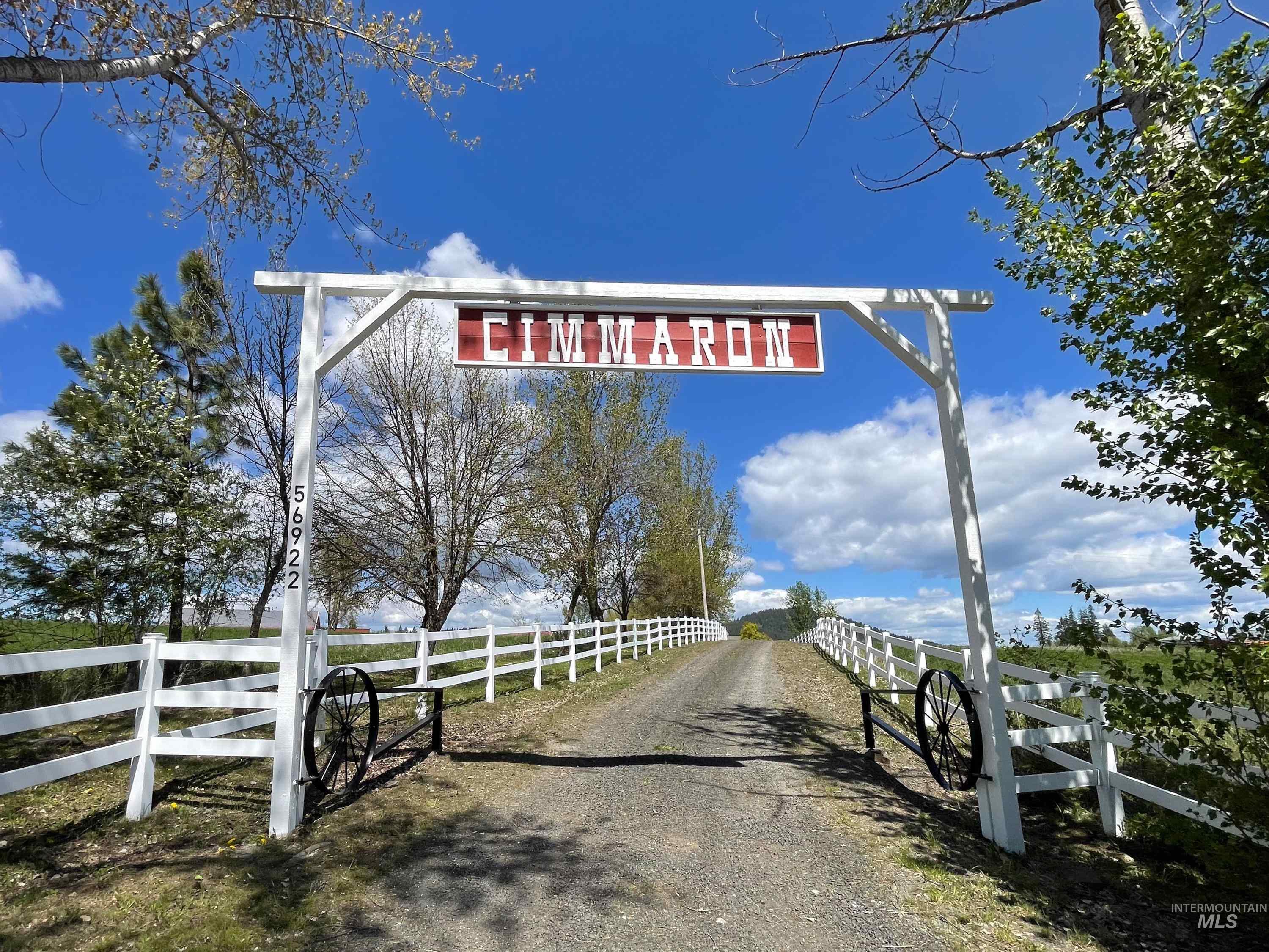 56922 S Hwy 97, St. Maries, Idaho 83861, 2 Bedrooms, 2 Bathrooms, Farm & Ranch For Sale, Price $2,490,000, 98946368