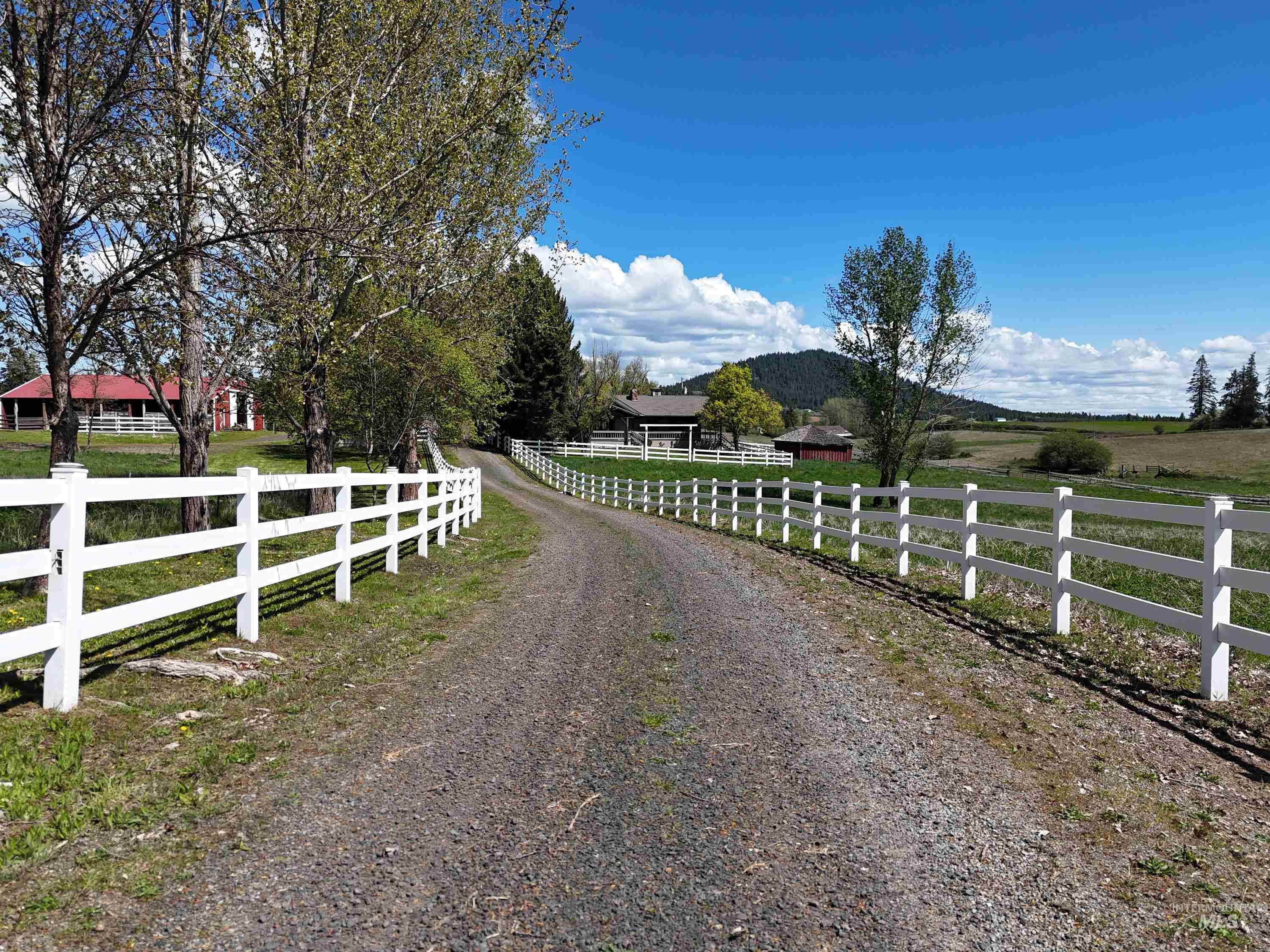 56922 S Hwy 97, St. Maries, Idaho 83861, 2 Bedrooms, 2 Bathrooms, Farm & Ranch For Sale, Price $2,490,000, 98946368