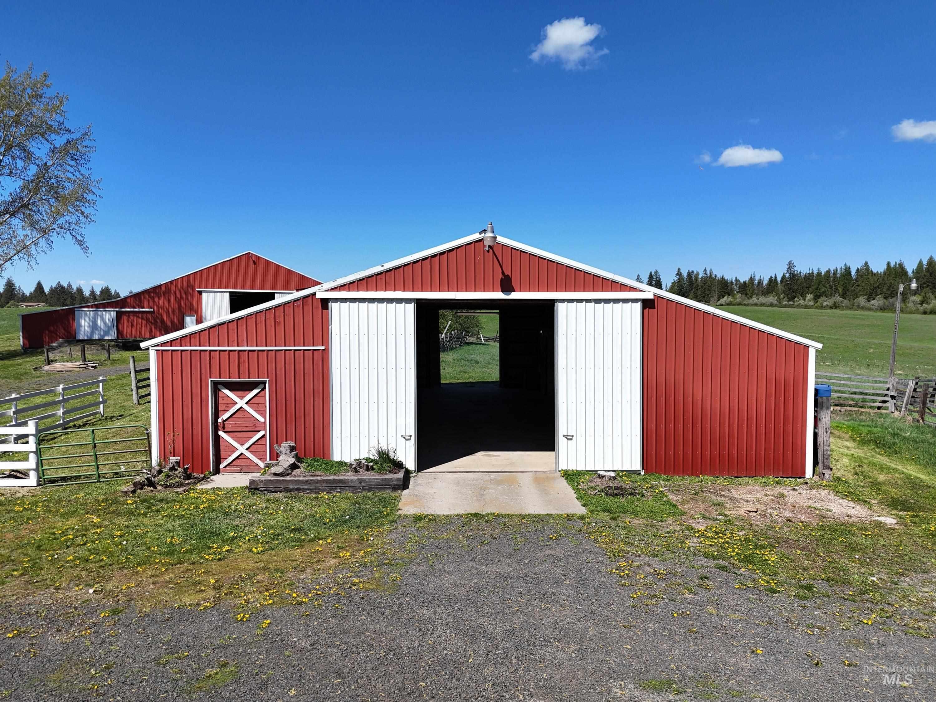 56922 S Hwy 97, St. Maries, Idaho 83861, 2 Bedrooms, 2 Bathrooms, Farm & Ranch For Sale, Price $2,490,000, 98946368