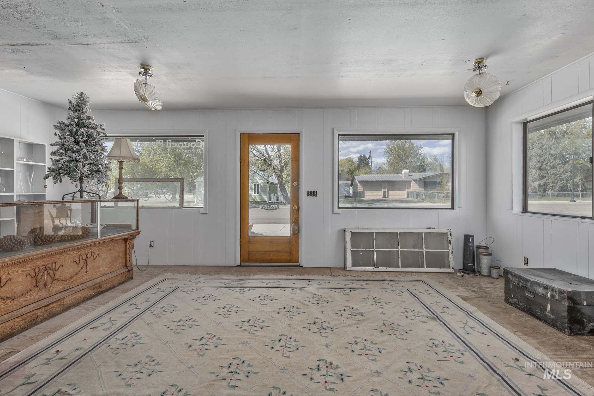 303 Illinois Ave, Council, Idaho 83612, 2 Bedrooms, 2 Bathrooms, Residential For Sale, Price $289,000,MLS 98946515