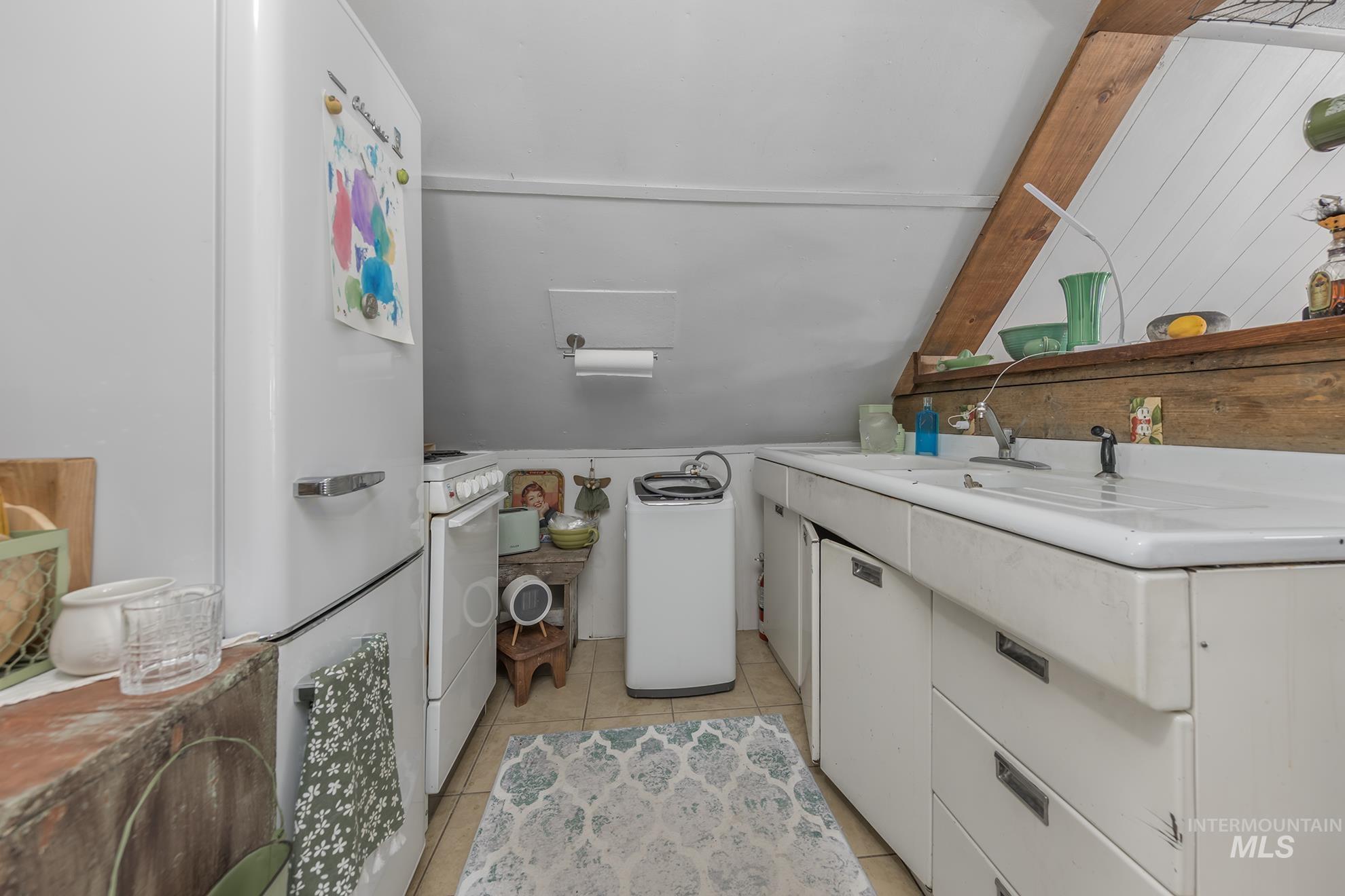 303 Illinois Ave, Council, Idaho 83612, 2 Bedrooms, 2 Bathrooms, Residential For Sale, Price $289,000,MLS 98946515