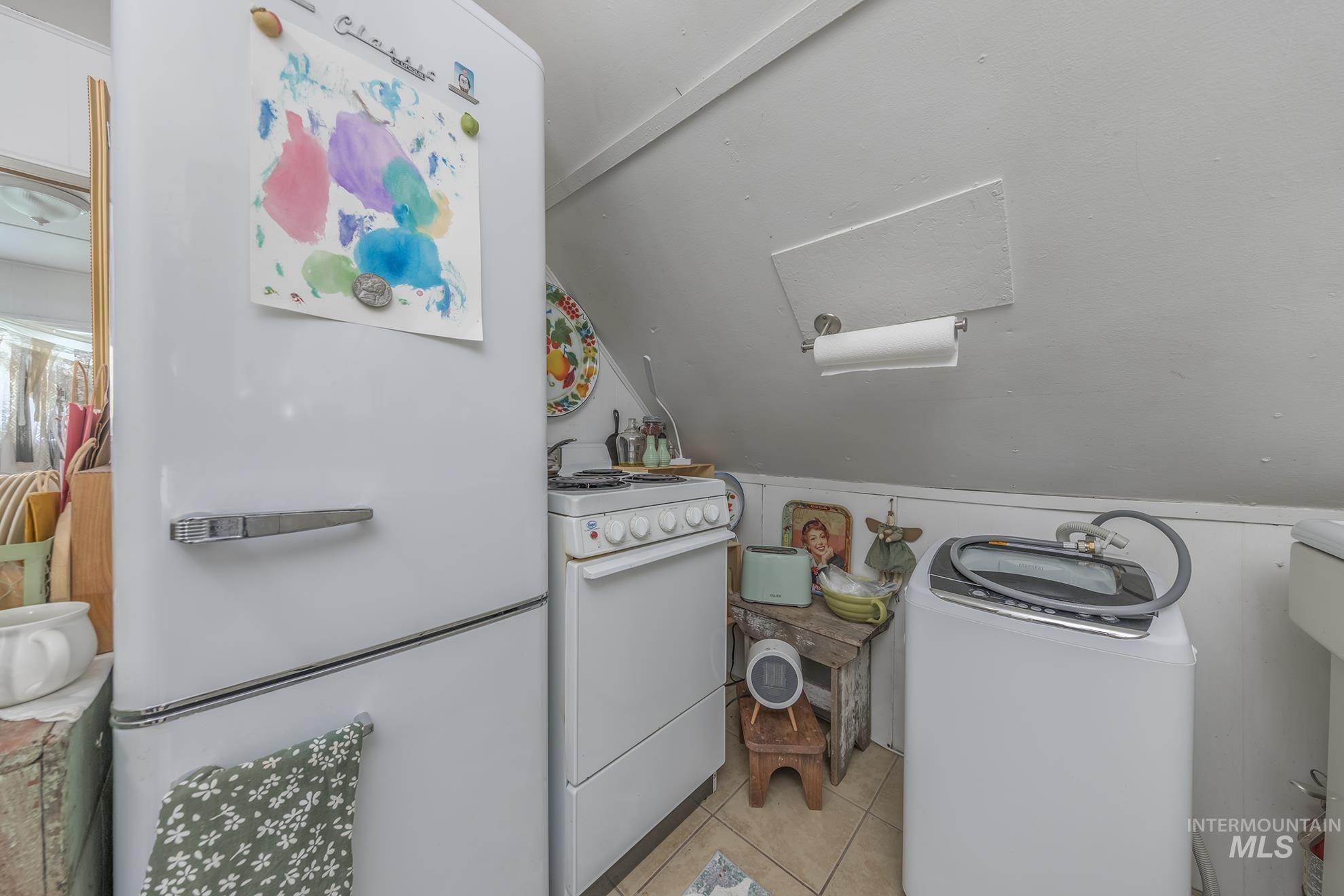 303 Illinois Ave, Council, Idaho 83612, 2 Bedrooms, 2 Bathrooms, Residential For Sale, Price $289,000,MLS 98946515