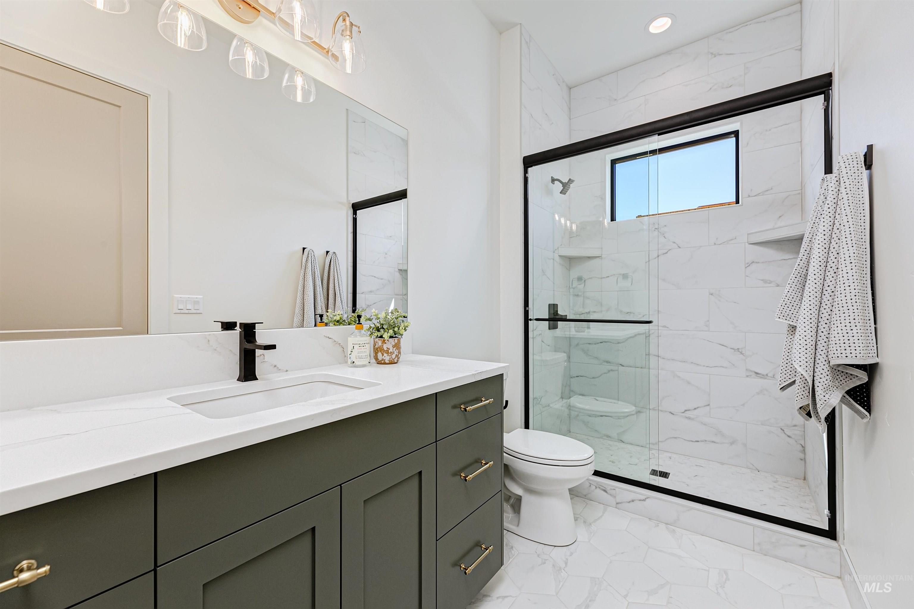 482 Century Ave, Middleton, Idaho 83644, 3 Bedrooms, 4.5 Bathrooms, Residential For Sale, Price $1,299,900,MLS 98946540