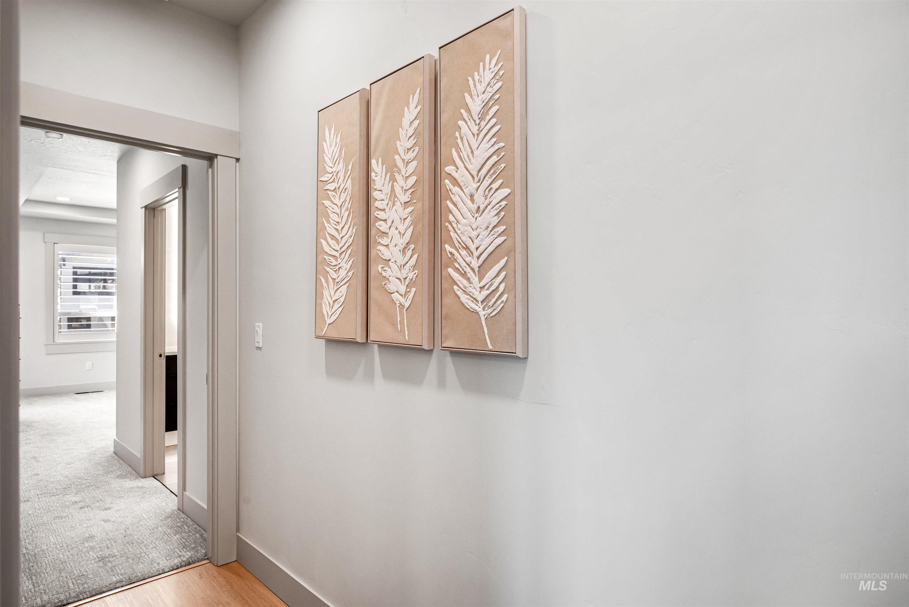 3371 E Warm Springs Ave, Boise, Idaho 83716, 3 Bedrooms, 3 Bathrooms, Residential For Sale, Price $949,900, 98946585