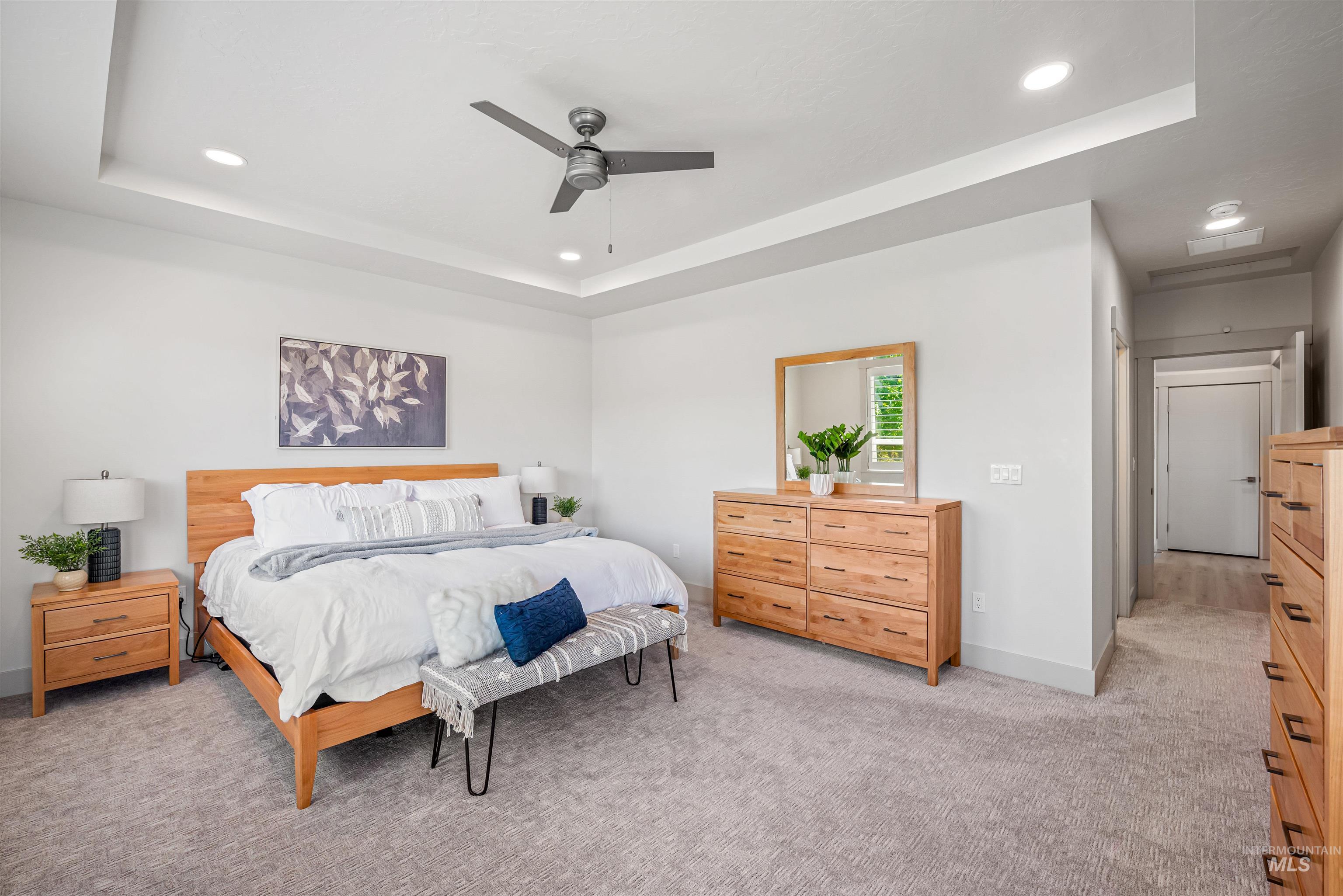 3371 E Warm Springs Ave, Boise, Idaho 83716, 3 Bedrooms, 3 Bathrooms, Residential For Sale, Price $949,900, 98946585