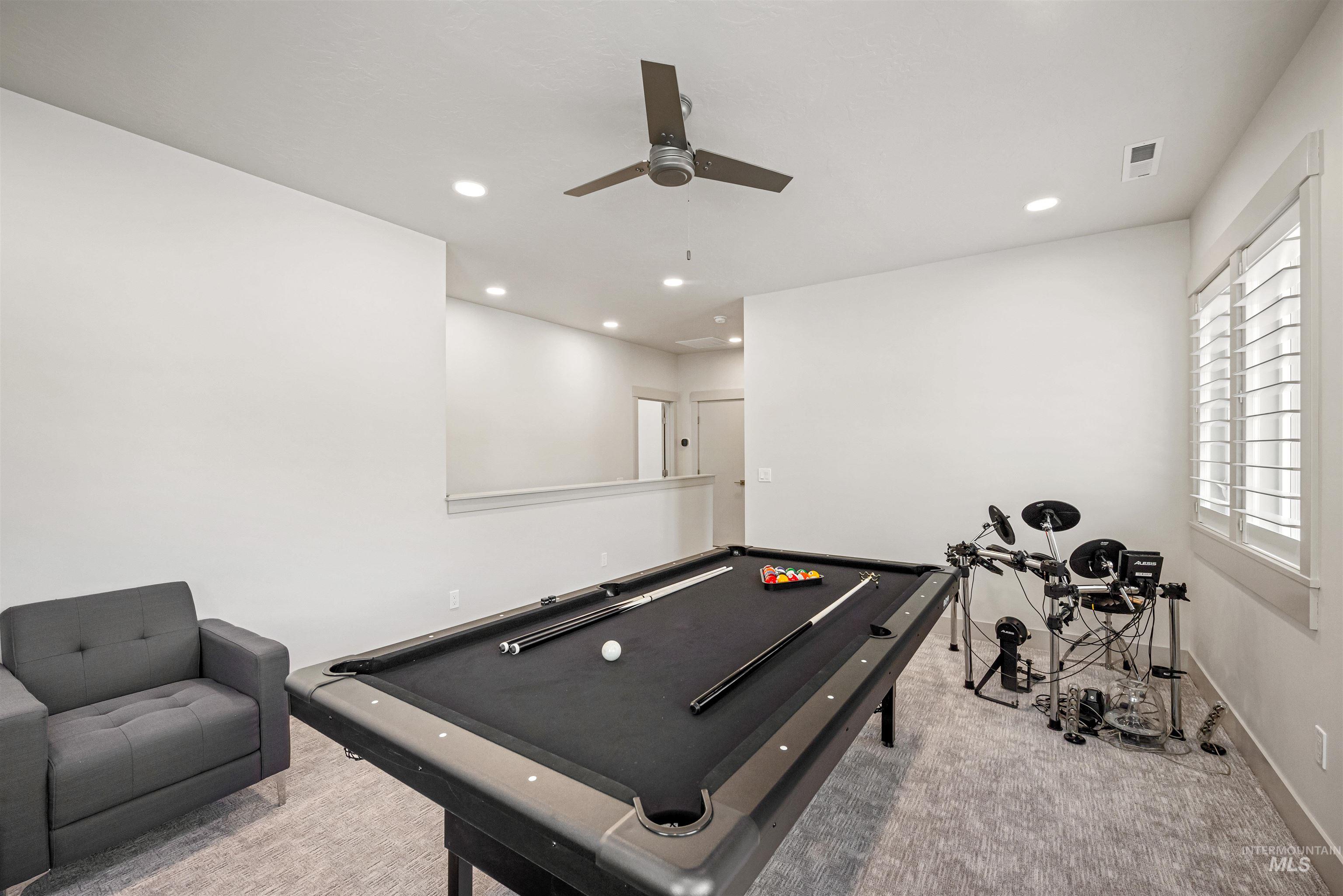 3371 E Warm Springs Ave, Boise, Idaho 83716, 3 Bedrooms, 3 Bathrooms, Residential For Sale, Price $949,900, 98946585